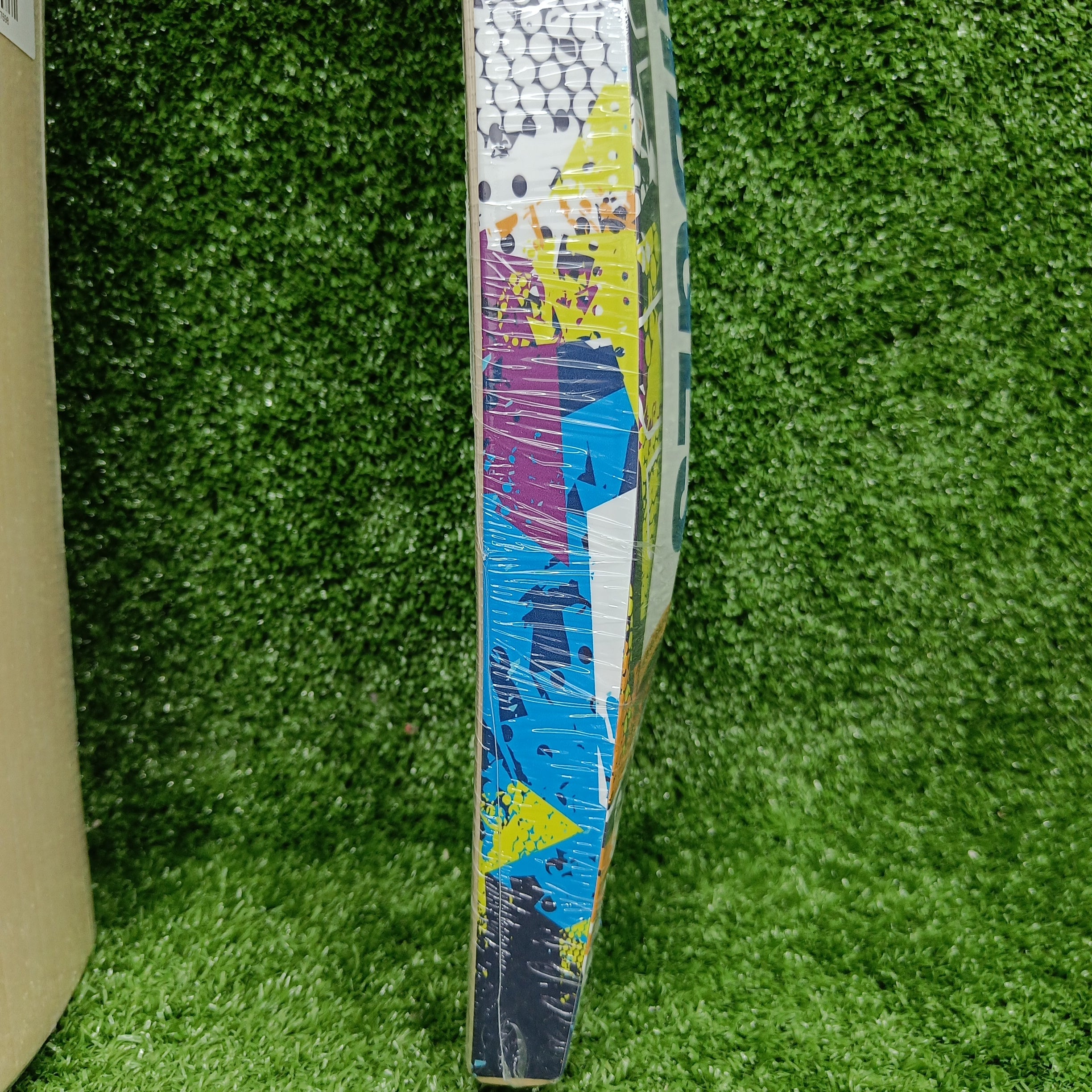 Premium SS Sky Black/Blue English Willow Cricket Bat - Professional Grade for Matches & Practice - Perfect for Outdoor Cricket Games & Training Sessions