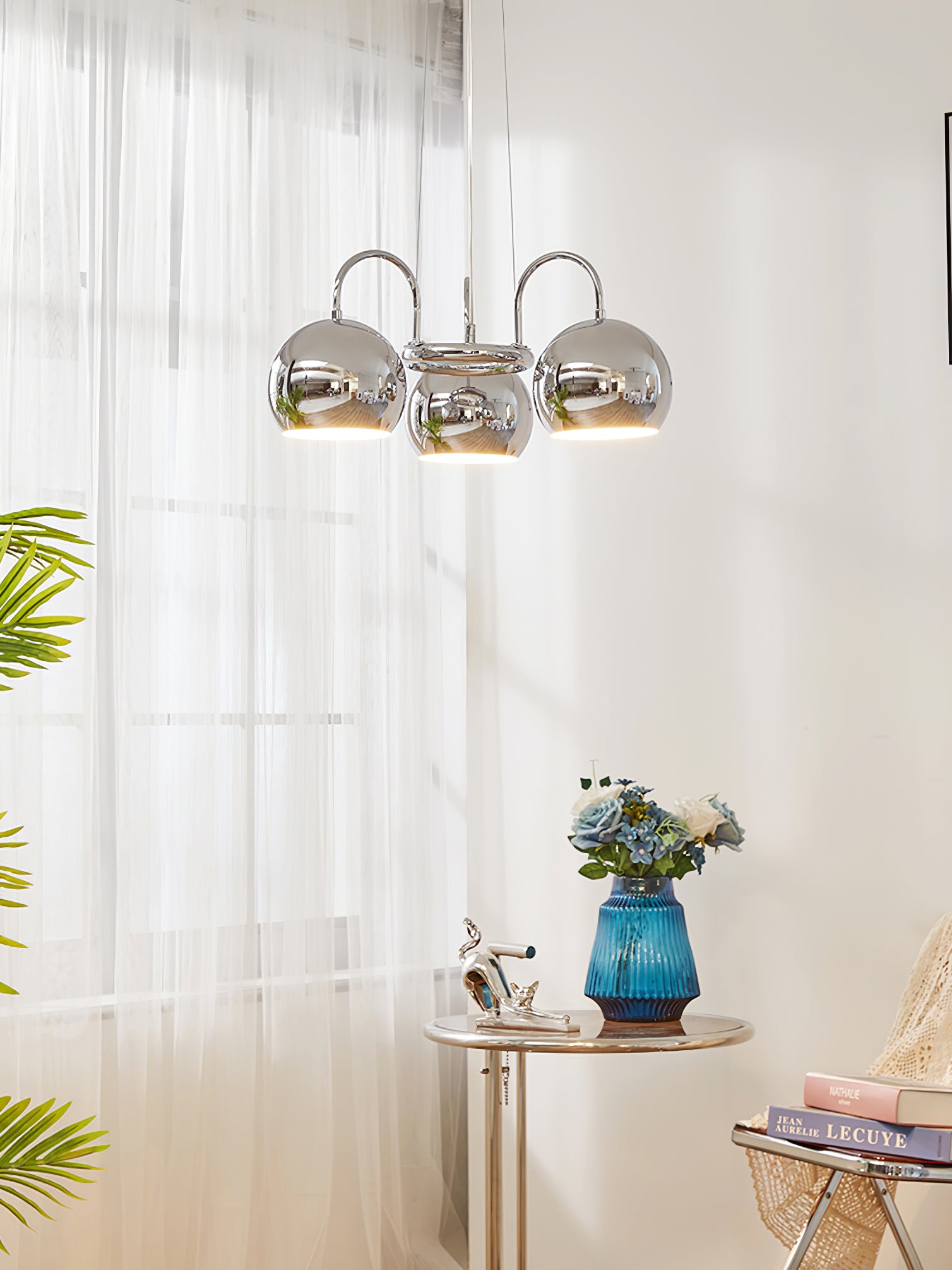 Eyeball Chandeliers - Unique Gothic Halloween Decor for Home, Party & Haunted House Lighting - Spooky Eyeball Ceiling Light Fixture for Living Room, Dining Room & Bedroom