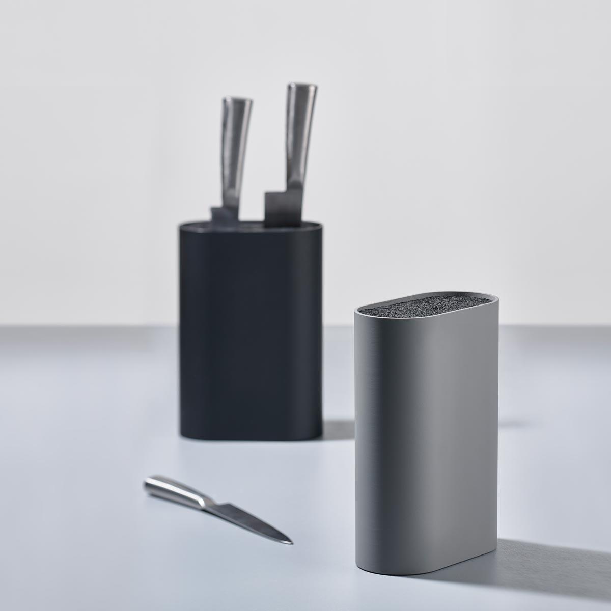 ZONE DENMARK Premium Black Knife Block Set - 6 Knife Storage Holder for Kitchen Countertop - Perfect for Home Chefs & Cooking Enthusiasts