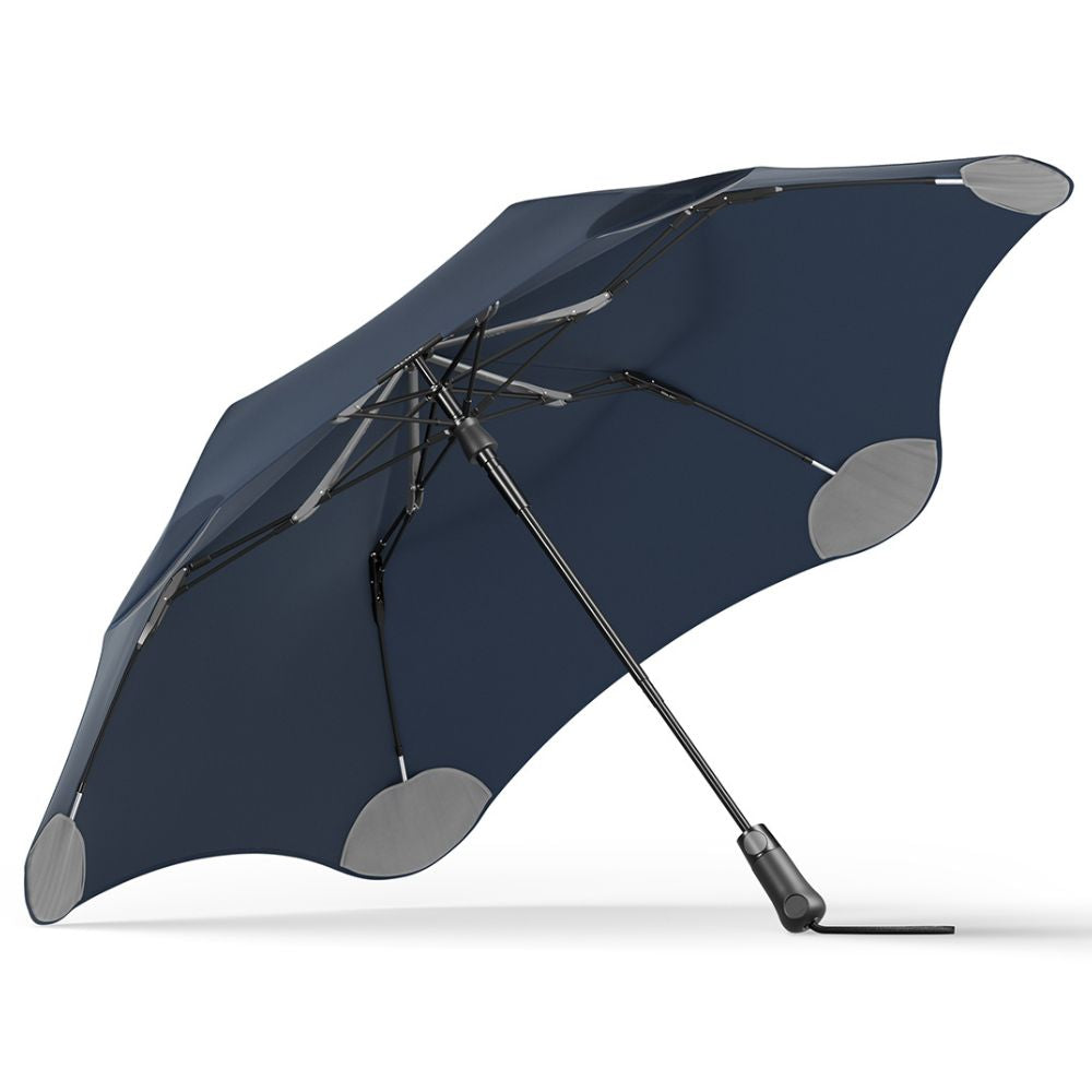 Blunt Umbrella Metro - Windproof & Durable Compact Travel Umbrella for Men & Women - Perfect for Commuting, Walking Dogs & Outdoor Adventures