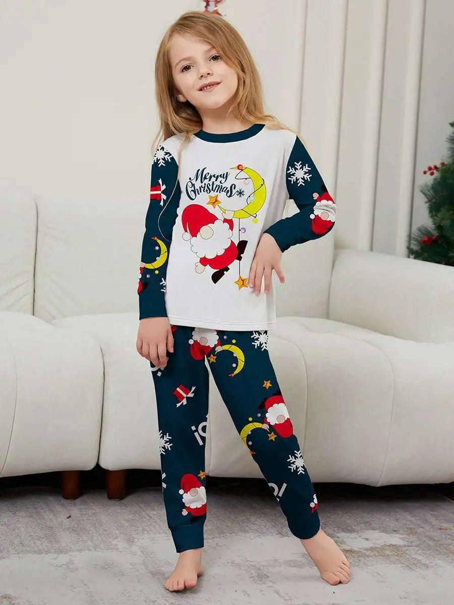 Festive Santa Claus Christmas Matching Family Pajama Set - Cozy Holiday Sleepwear for Family Photos & Christmas Morning