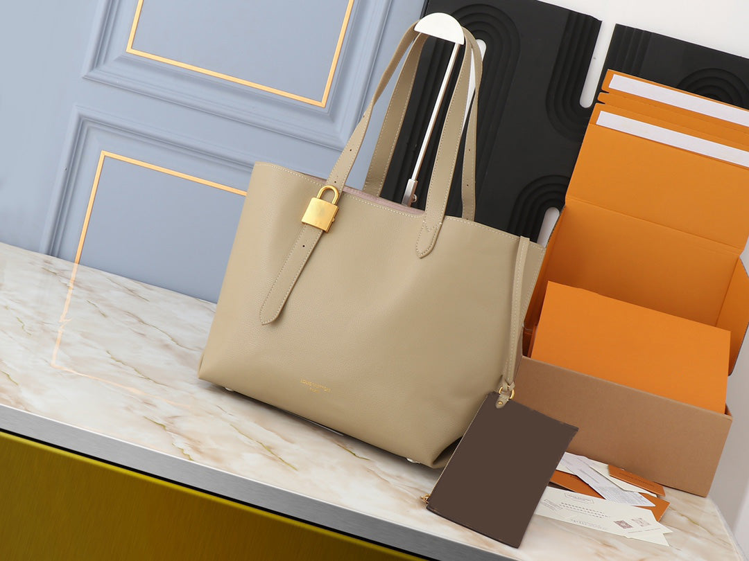 Premium Soft Leather Tote Bag for Women - Stylish & Durable Handbag for Work, Travel & Everyday Use