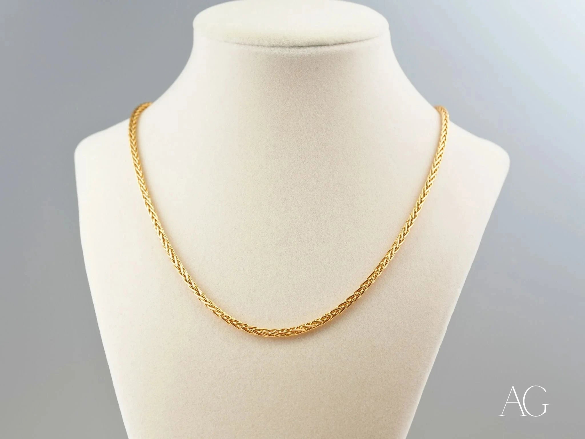18K Gold Round Spiga Chain Necklace - 3.2mm Italian Style Weave for Women, Men | Perfect for Layering, Gift Giving & Everyday Wear