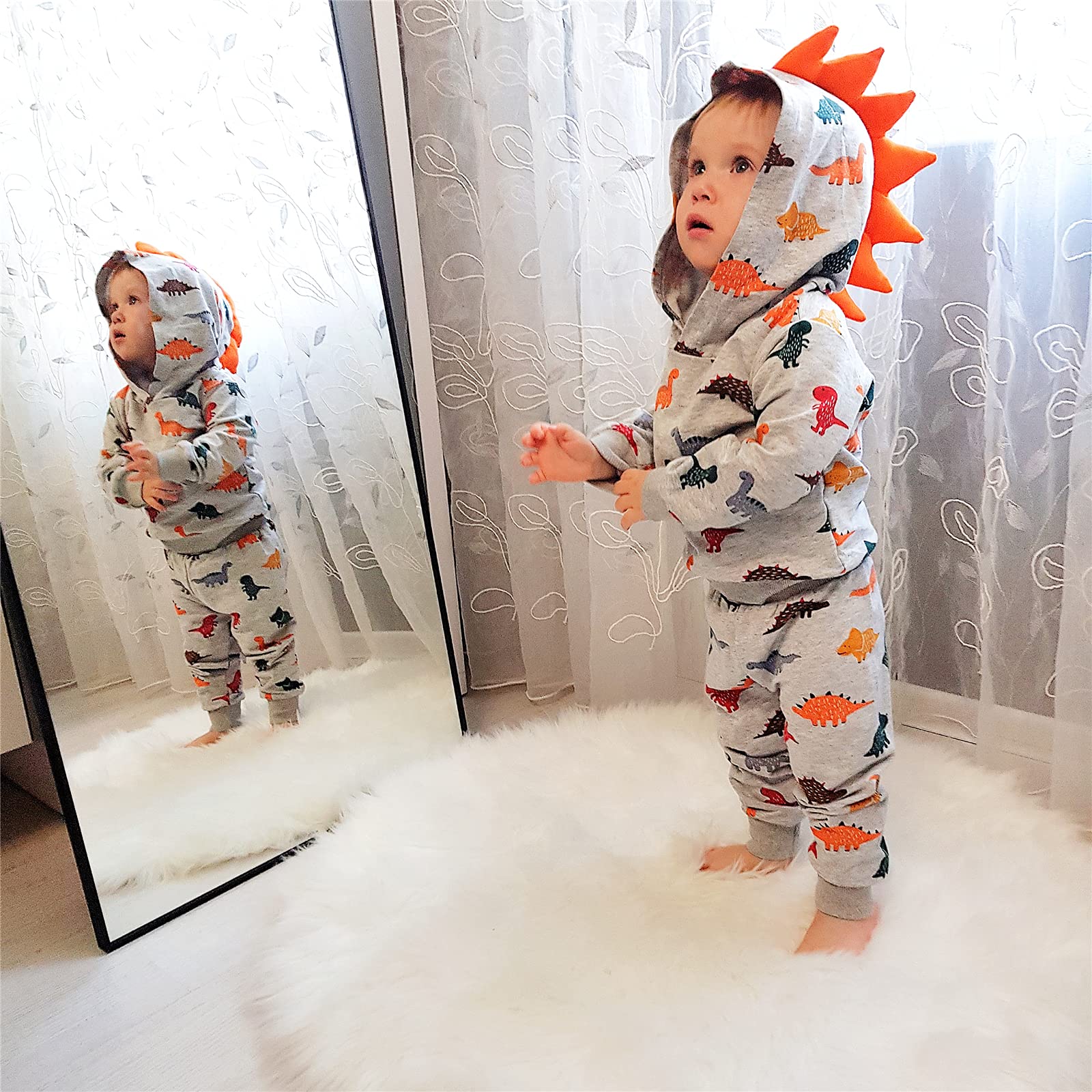 **Adorable Animal Print Baby Boy Clothes Set - Long Sleeve Hoodie & Pants Outfit for Toddlers & Infants - Perfect for Playdates, Family Photos & Everyday Comfort**