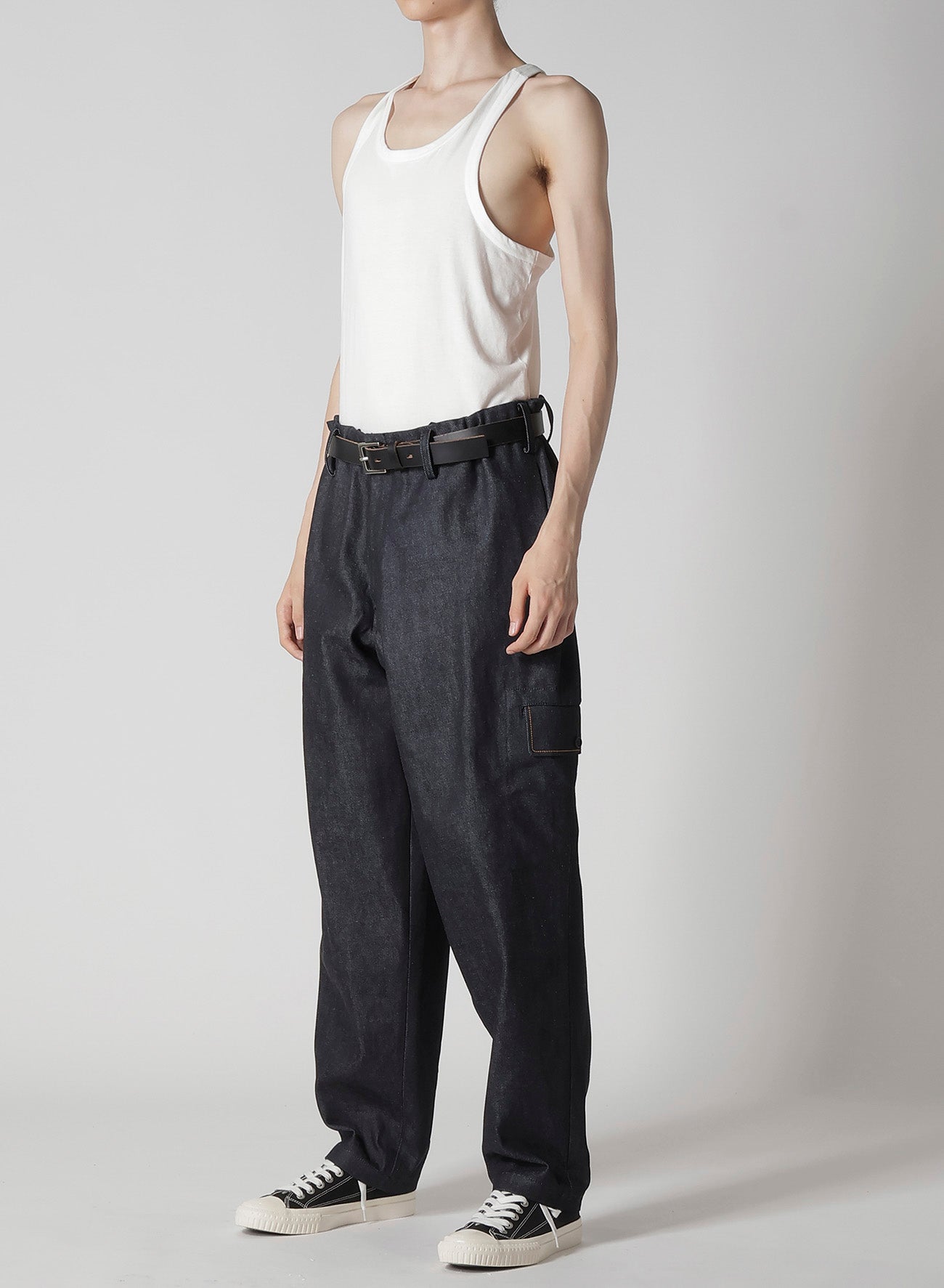 13oz Uneven Yarn Denim Tuck Pants with Color Combi Stitch - Stylish Casual Wear for Men & Women | Perfect for Everyday Outfits, Streetwear & Fashion Looks