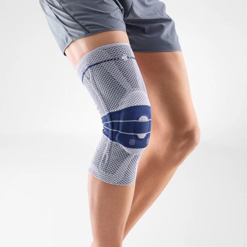 Bauerfeind GenuTrain Knee Brace - Pain Relief & Joint Support for Running, Sports & Arthritis - Premium Knee Stabilizer for Men & Women