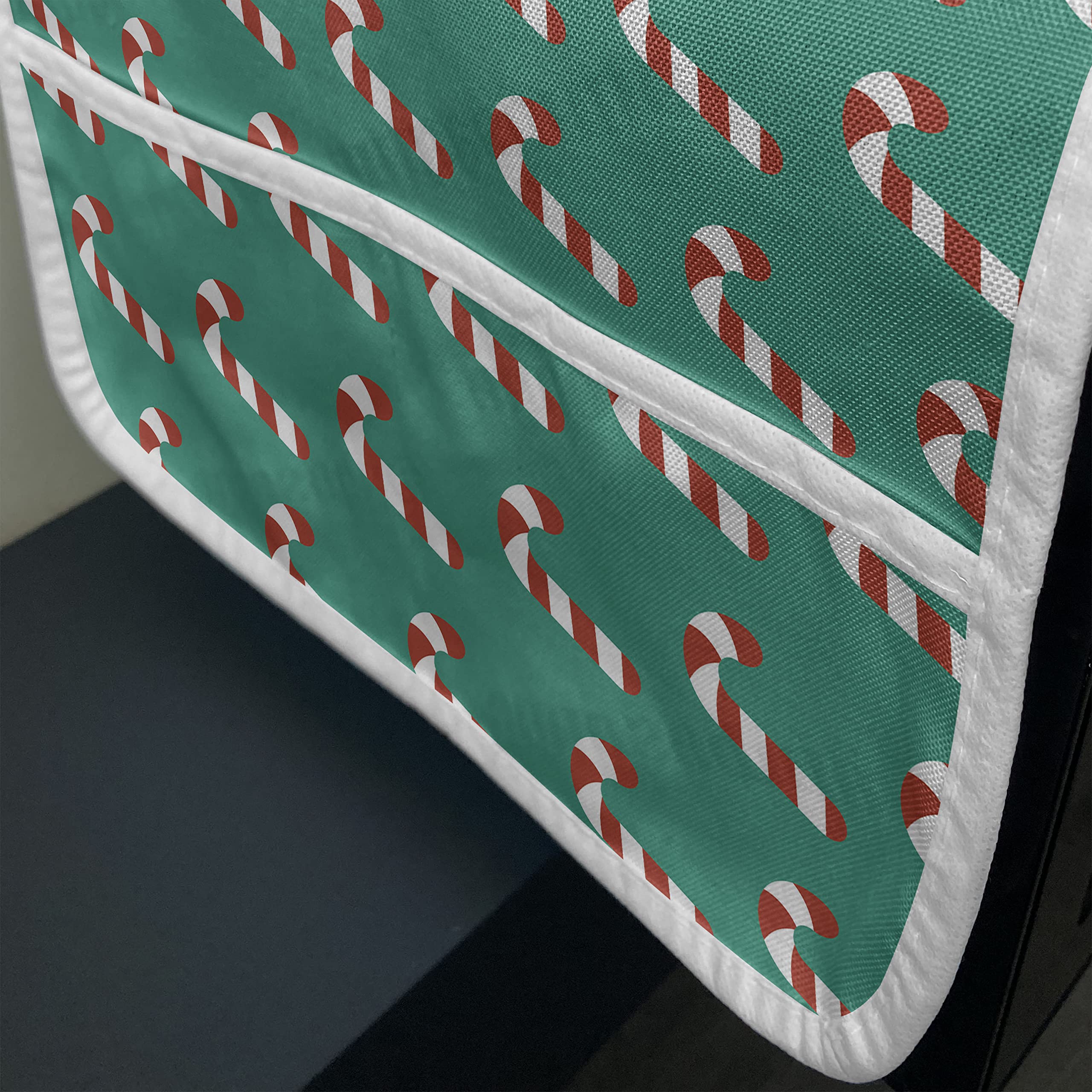 Ambesonne Christmas Microwave Cover - Waterproof Holiday Kitchen Organizer with Pockets, 36