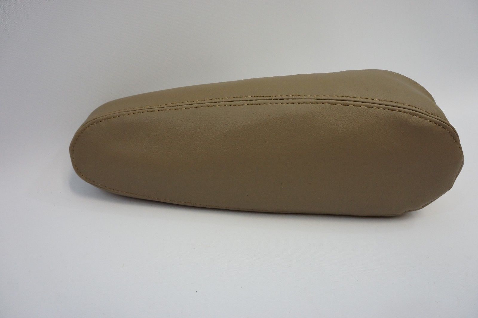 2003-2006 Chevy Silverado Avalanche GMC Sierra Tan Leather Seat Covers | Custom Fit Truck Seat Protectors for Comfort & Style | Perfect for Road Trips & Daily Commutes