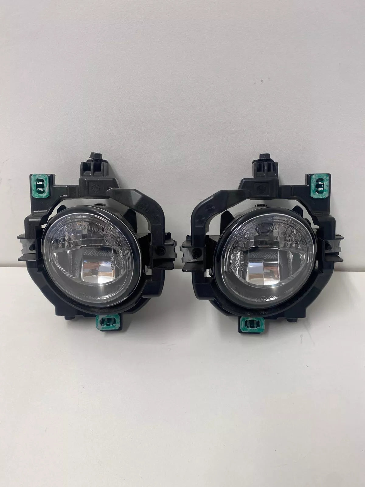 Genuine Nissan D23 Navara Daytime Running Lights Pair - DRL Lamps for Enhanced Visibility & Safety - Perfect for Off-Road, Daily Commute & Night Driving