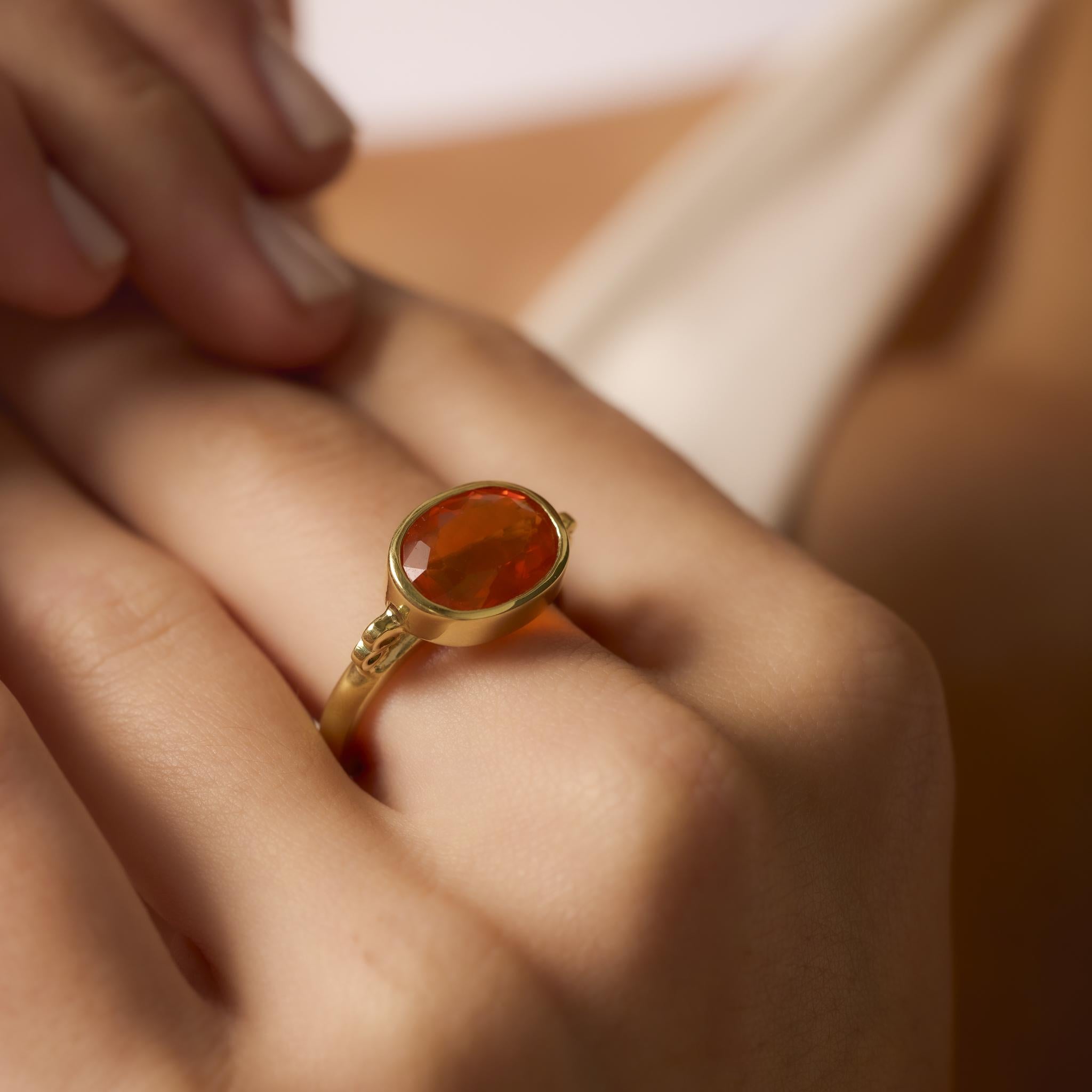 3.30 Carat Fire Opal 18K Yellow Gold Bezel Ring for Women - Elegant Contemporary Jewelry for Engagement, Wedding & Special Occasions