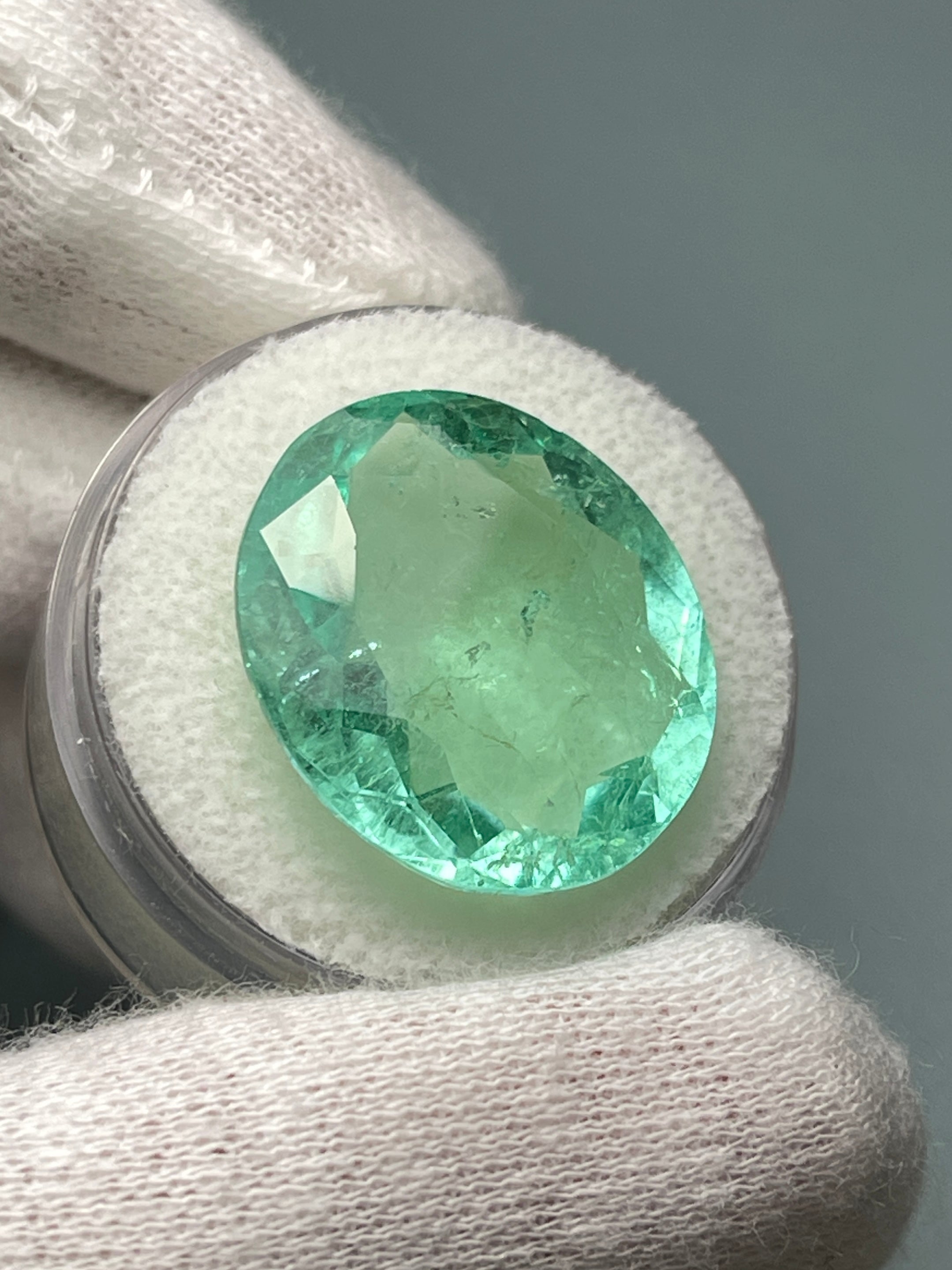 Premium 19.15tcw 20x18mm Oval Cut Loose Colombian Emerald Gemstone - Light Green Bubbly Natural Emerald for Jewelry Making, Engagement Rings & Luxury Gifts