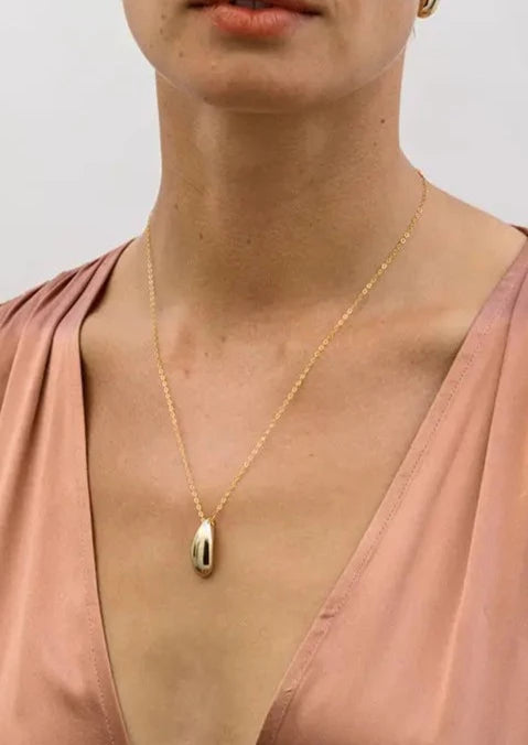 Elegant Raindrop Necklace for Women - Sterling Silver Pendant with 18K Gold Plating - Perfect for Weddings, Anniversaries & Special Occasions