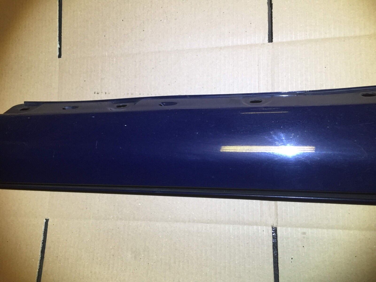 2004-2005 Mercedes Benz C240 Right Passenger Side Rocker Panel Skirt Molding OEM Replacement - Perfect for Car Restoration & Body Repair