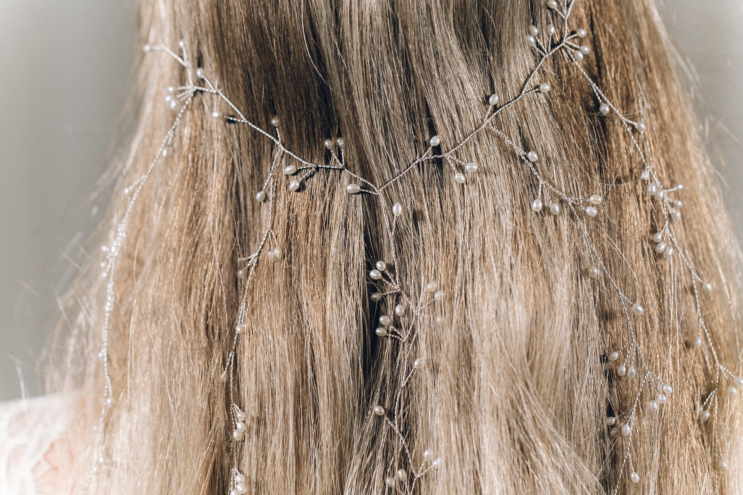Elise Boho Pearl Waterfall Veil Hair Vine - Elegant Bridal Hair Accessory for Weddings, Boho Chic Hairstyles & Special Occasions