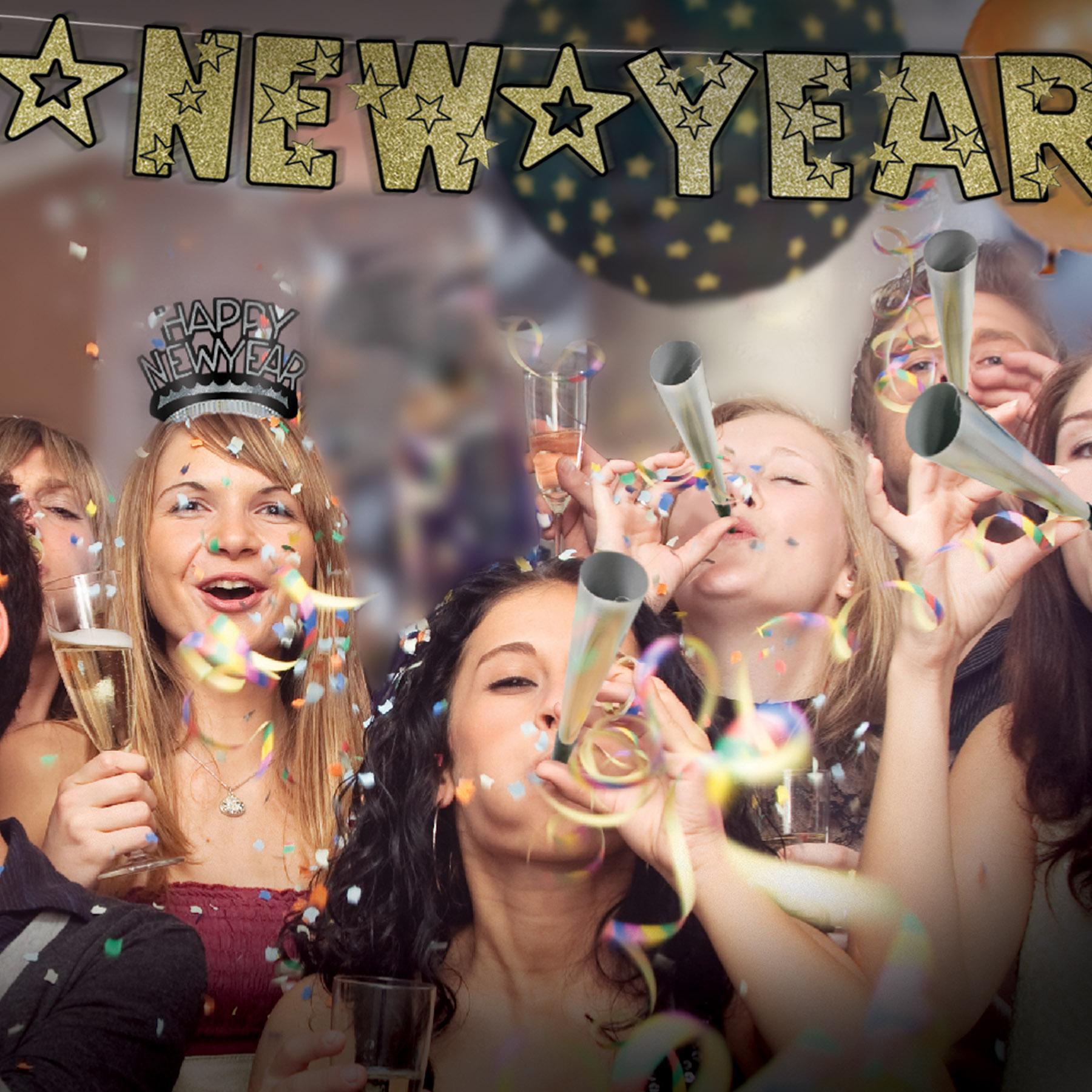 100 Pack Beistle Sparkling Silver New Year's Party Horns - Noise Makers for New Year's Eve Celebrations, Birthday Parties & Festive Events