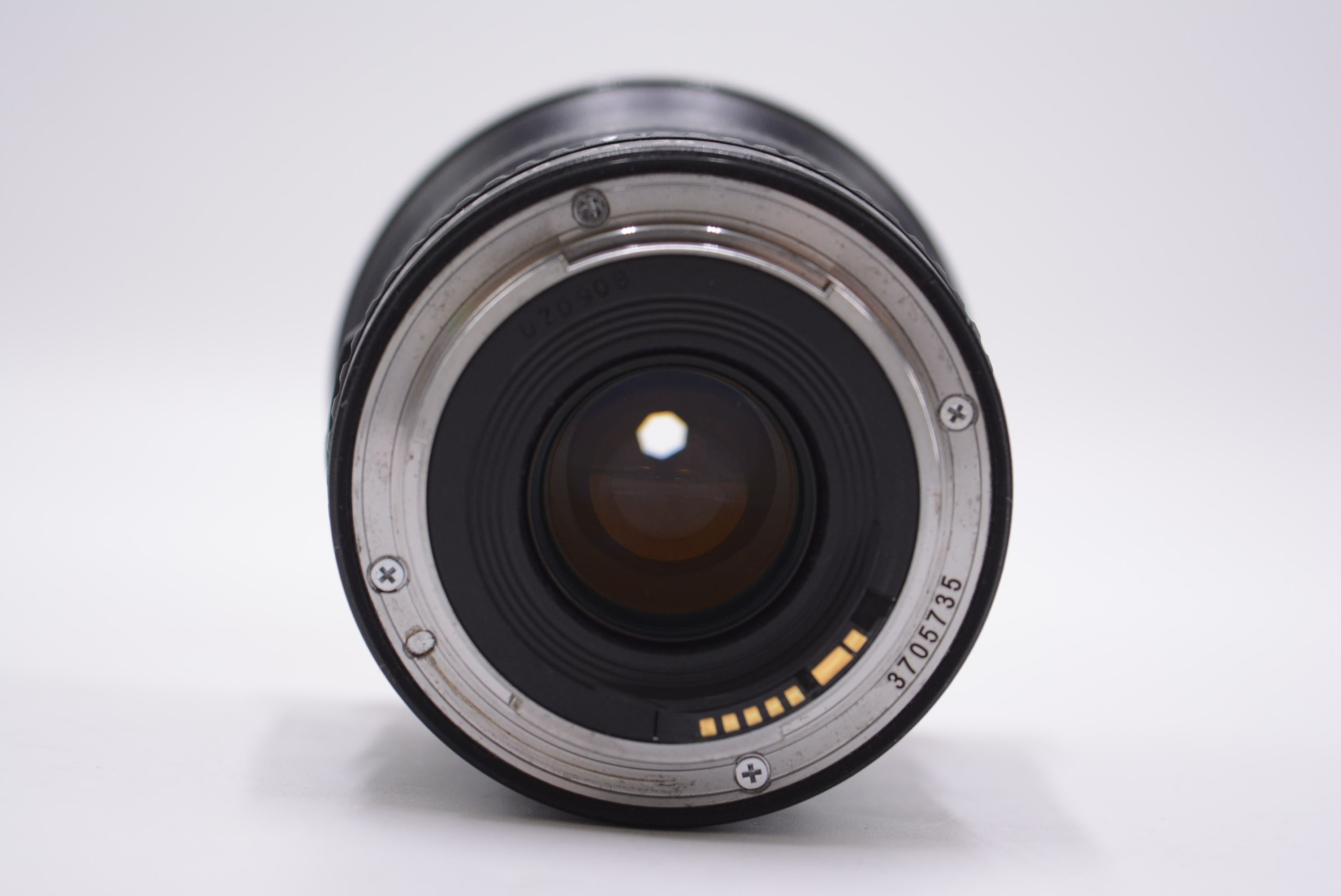 Canon EF 16-35mm f/2.8 L USM Ultra Wide Angle Zoom Lens - Professional DSLR Camera Lens for Landscape, Architecture & Low Light Photography (Used)