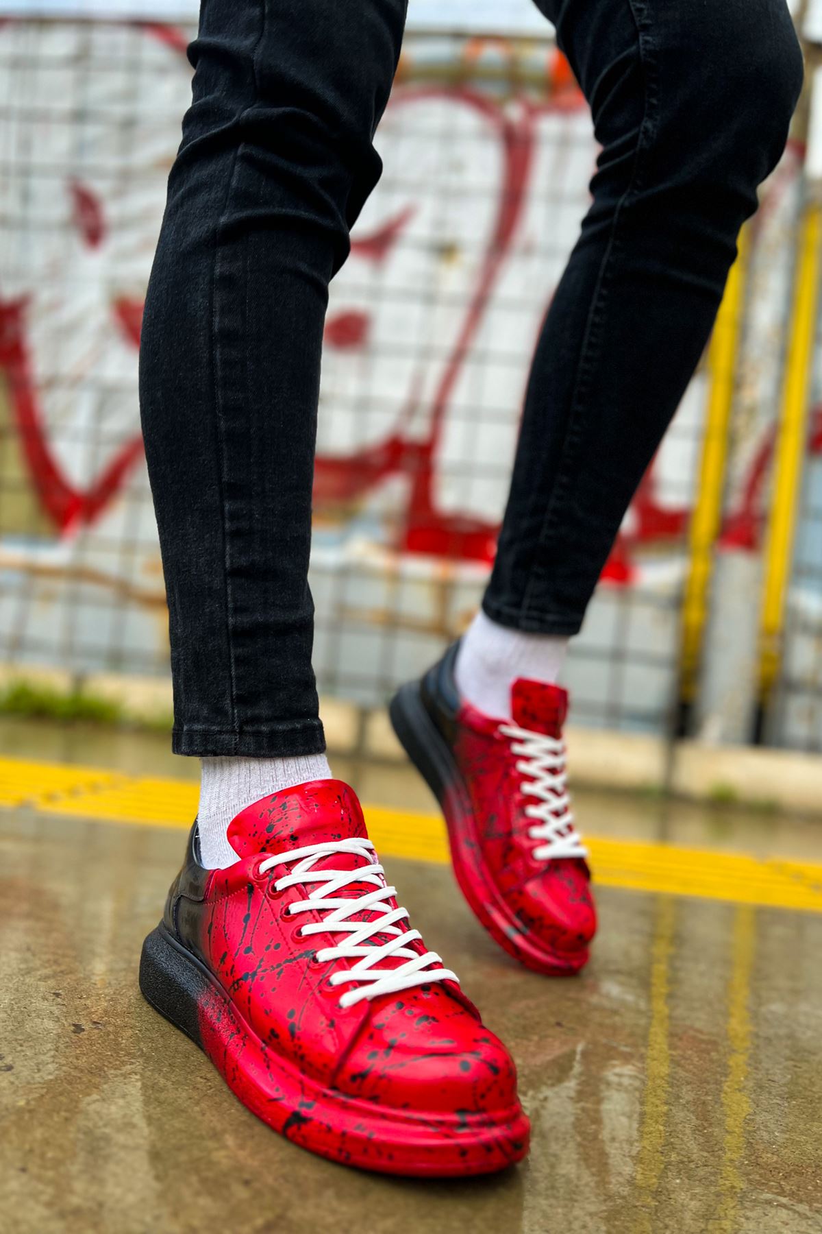 CH254 CBT Pittura Men's Shoes 547 Red Black Splush - Stylish & Comfortable Sneakers for Casual Wear, Running, and Outdoor Activities