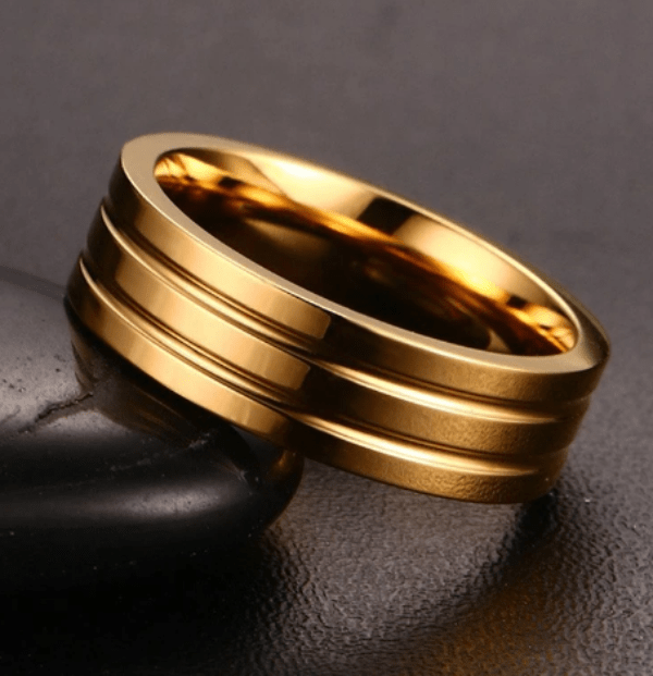 14K Gold Wedding Band Ring for Women - Classic & Elegant Wedding Ring for Brides, Engagement, Anniversary - Perfect for Everyday Wear & Special Occasions