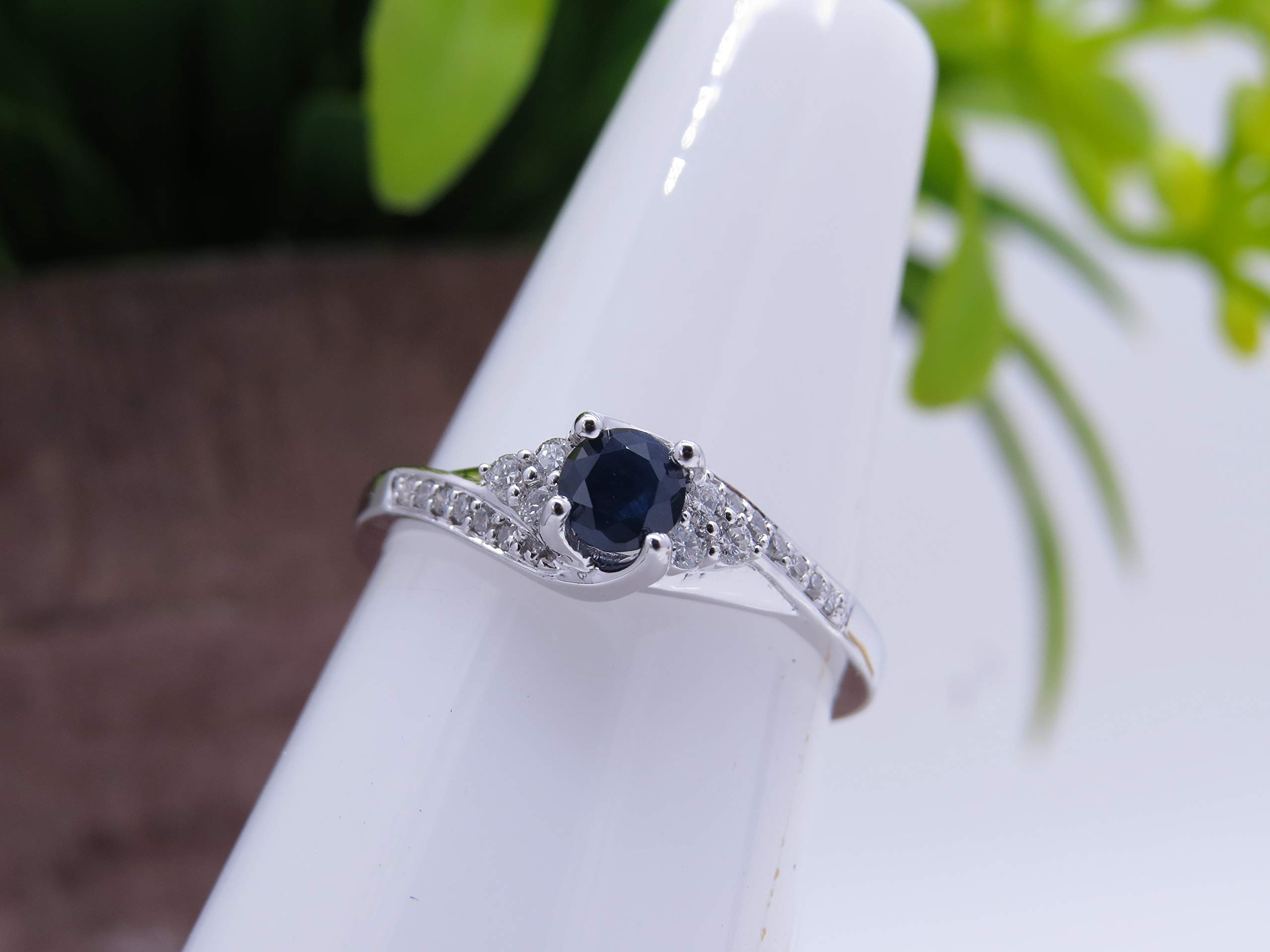 18K White Gold Round White Diamond & Blue Sapphire Swirl Bridal Engagement Ring for Women - Dazzlingrock Collection | Perfect for Proposals, Weddings & Anniversary Gifts