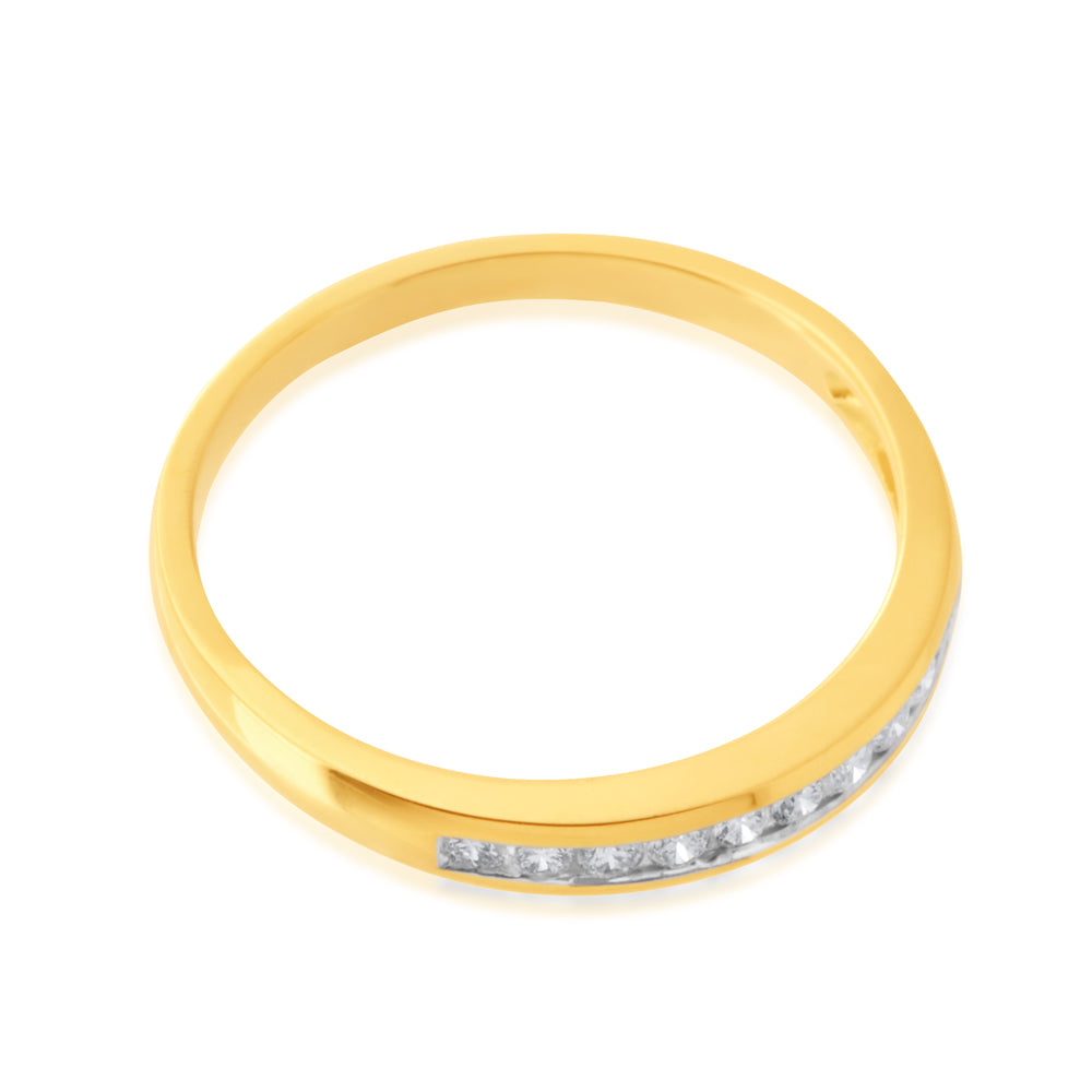 18ct Yellow Gold 1/4 Carat Channel Set Diamond Ring with 10 Brilliant Cut Diamonds - Elegant Wedding Band & Anniversary Gift for Her