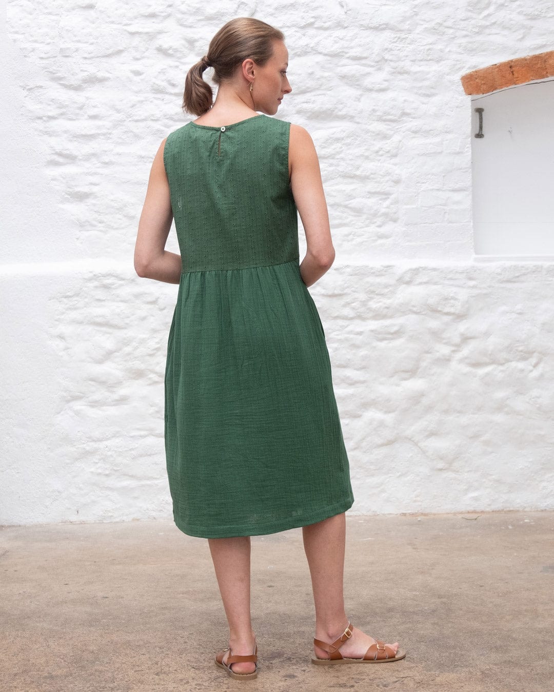 Elaine Cotton Day Dress for Women - Soft & Comfortable Forest Green Summer Dress | Perfect for Casual Outings, Brunch, and Beach Vacations