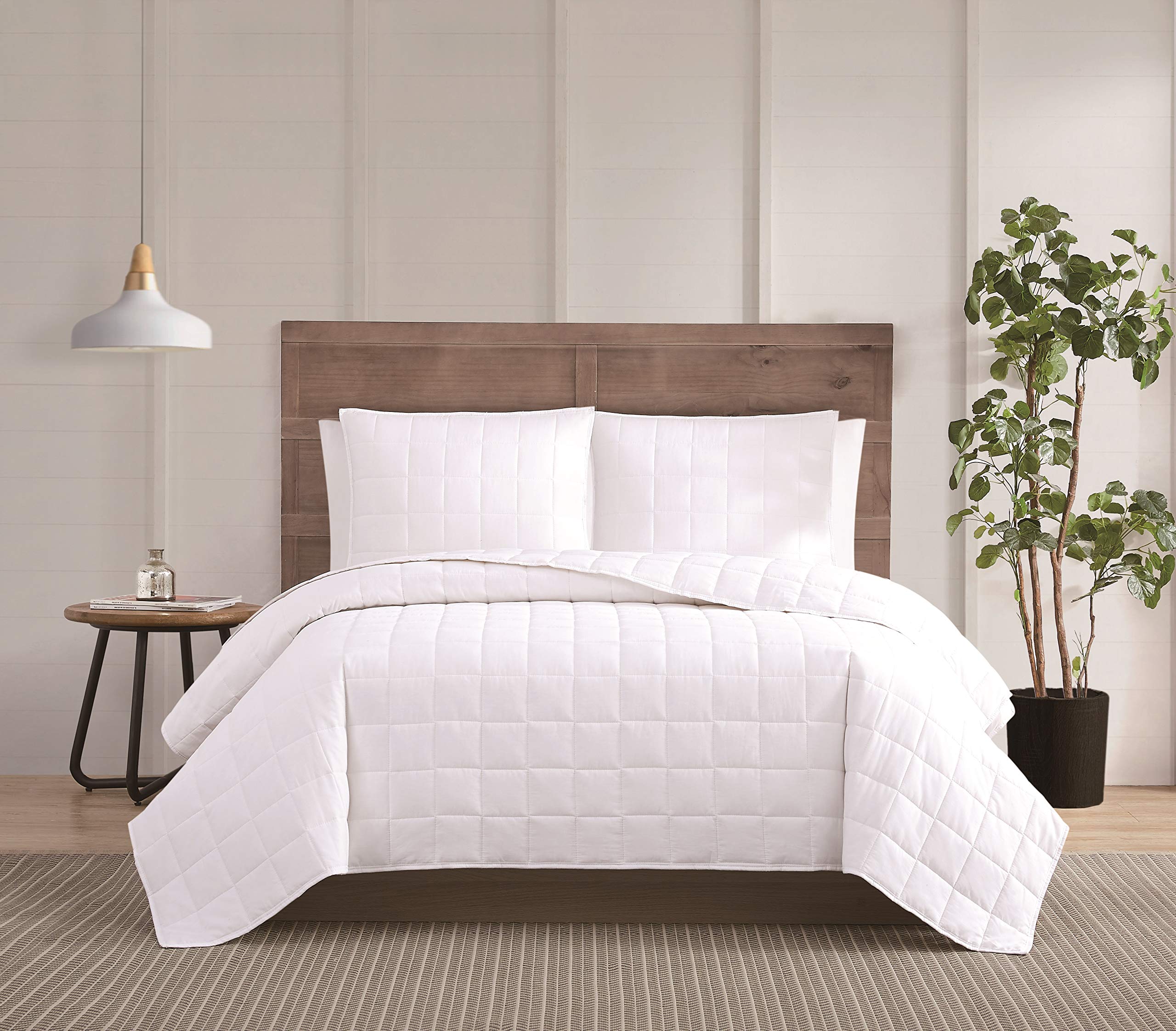 Silver Cool Collection Twin/Twin XL 2-Piece Quilt and Sham Set - Antimicrobial & Odor Resistant Bedding - White - Perfect for Allergy Relief and Temperature Regulation in Bedrooms