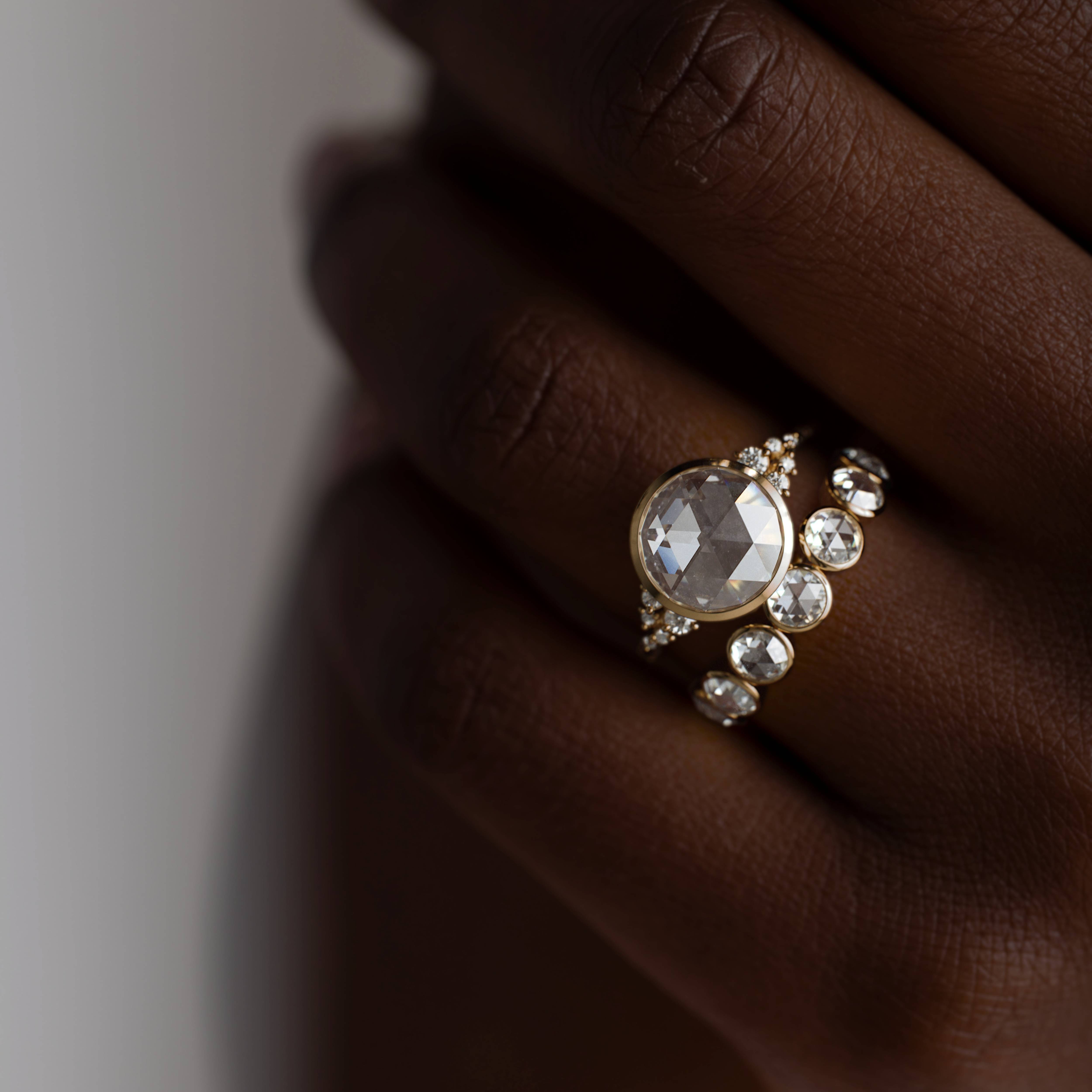 Bezel Snowdrift Ring with Rose Cut - Elegant Vintage Style Jewelry for Women - Perfect for Weddings, Anniversaries & Special Occasions