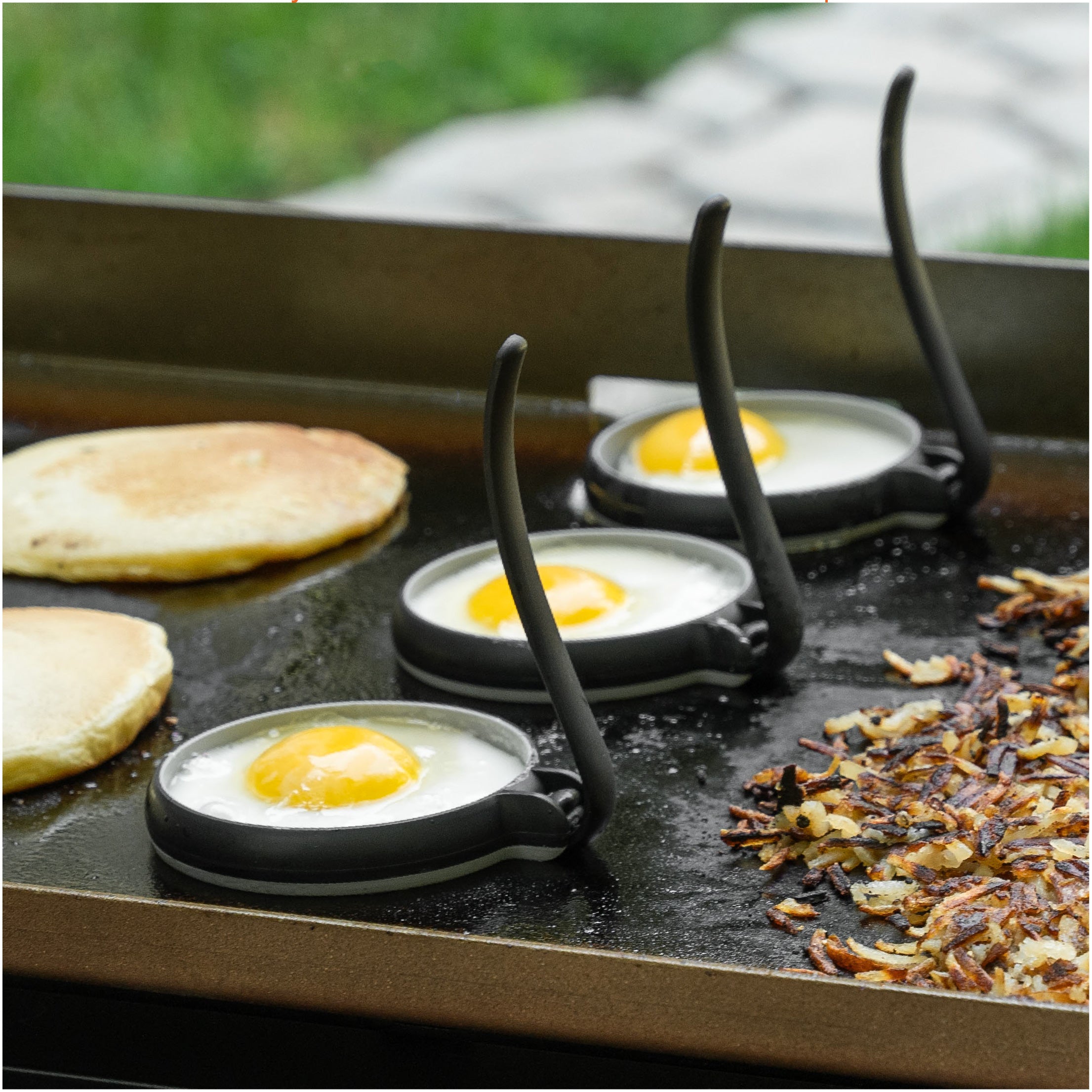 Premium Non-Stick Griddle Kit with Spatula & Scrapers – Perfect for Pancakes, Burgers & Breakfast Cooking on Stovetop or Camping