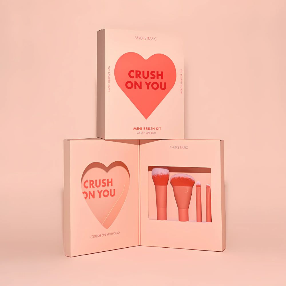 AMORE BASIC Crush On You Mini Brush Kit - 5-Piece Travel Makeup Brush Set for Eyeshadow, Blending & Contouring | Perfect for On-The-Go Touch Ups & Professional Makeup Application
