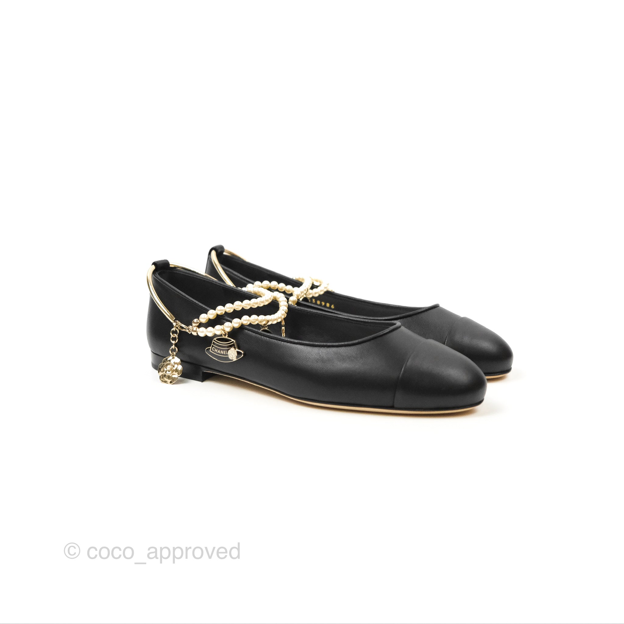 Chanel Black Lambskin Double Pearl Pendant Flat Ballerinas Size 37 - Elegant Women's Flats for Parties, Weddings & Casual Wear