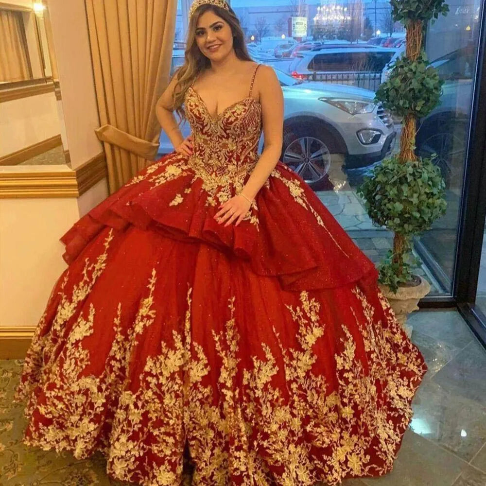 Elegant Sweetheart Neckline Wine Red Quinceanera Dress with Gold Lace Applique - Perfect for 15th Birthday Celebrations, Quinceañera Parties & Special Occasions