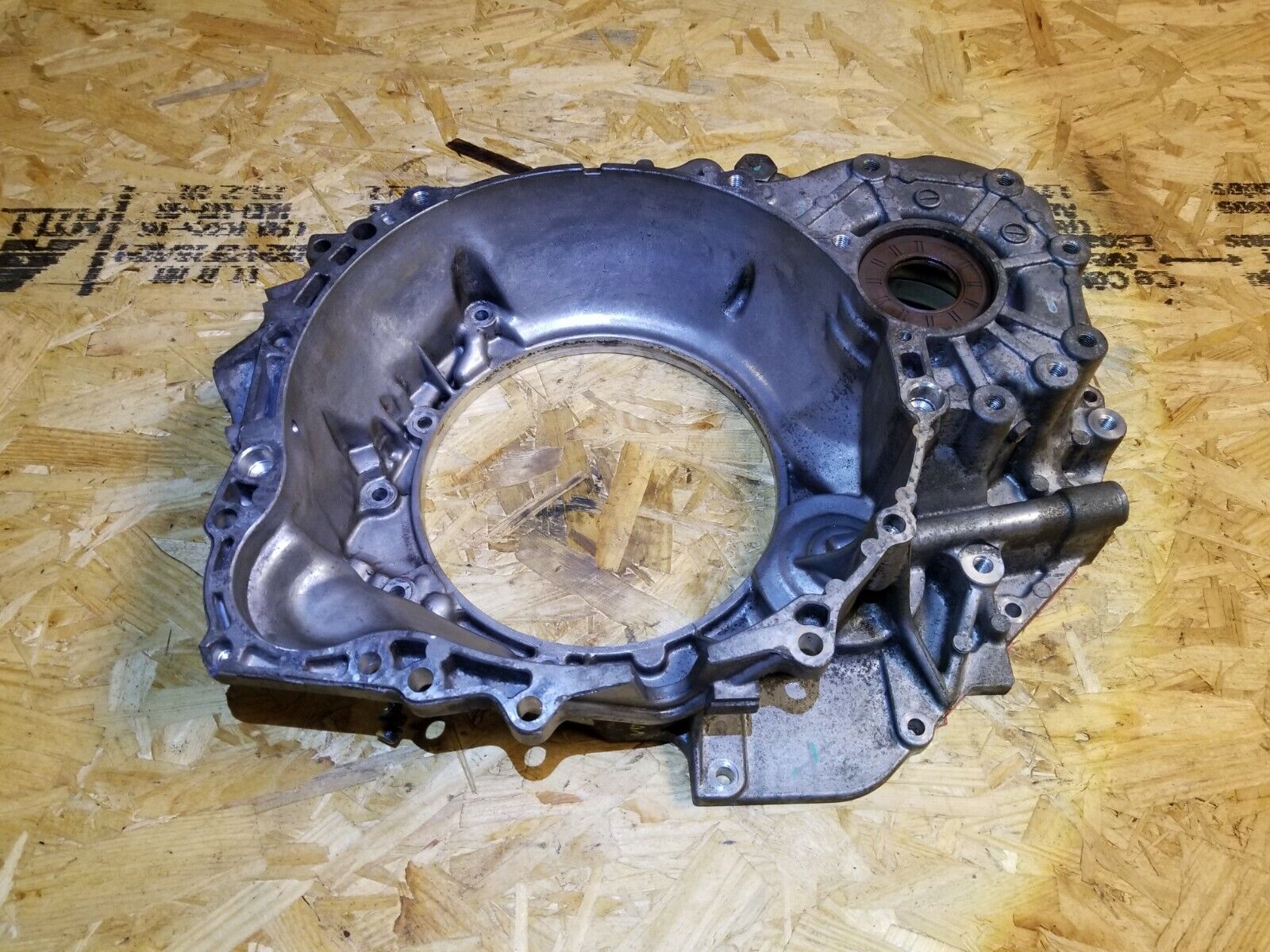 Volvo S60 Automatic Transmission Bell Housing Converter Case OEM 2005-2009 - Perfect for Transmission Repairs & Replacements