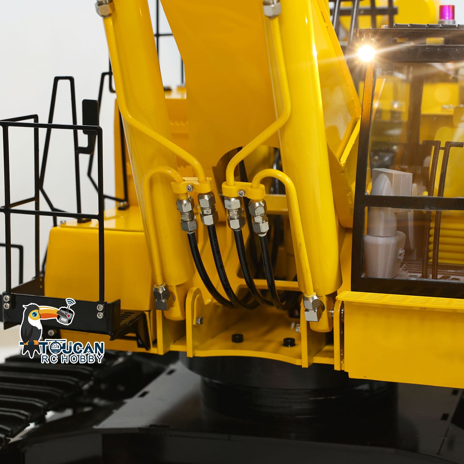1/8 Scale PC1250 RC Hydraulic Excavator - Metal Heavy Duty Construction Vehicle Toy with Assembled & Painted Light System - Perfect for Construction Enthusiasts, Collectors & RC Hobbyists - Great for Display, Play & Construction Simulation