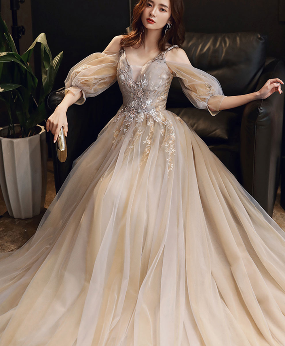 Elegant Champagne V-Neck Tulle Lace Long Prom Dress for Formal Events - Perfect for Homecoming, Weddings & Evening Galas