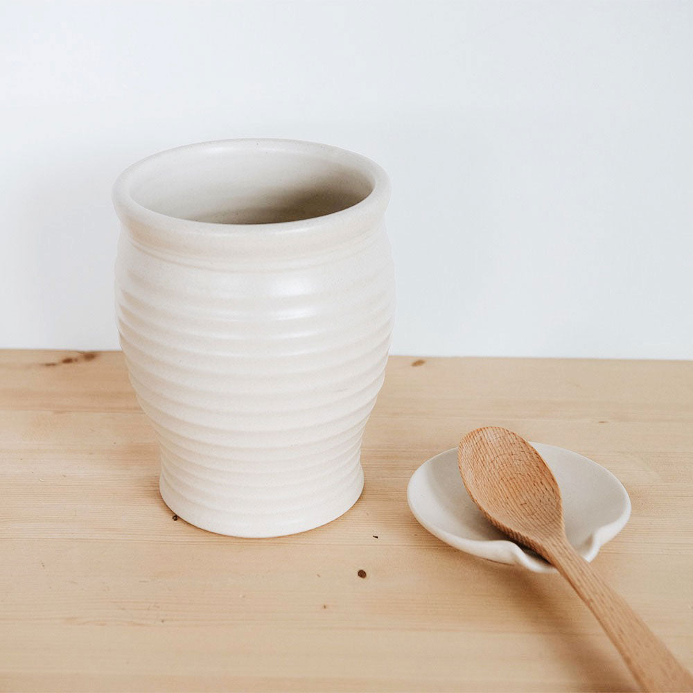 Ceramic Kitchen Utensil Holder - Stylish Countertop Storage for Spoons, Forks & Cooking Tools - Perfect for Organizing Utensils in Modern Kitchens