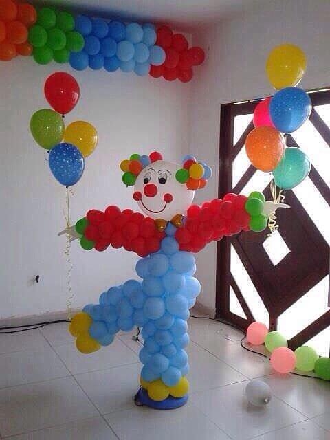 Professional Circus Clown Costume for Performances - Perfect for Birthday Parties, Halloween & Stage Shows