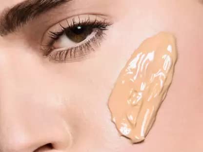 Professional Matte Liquid Foundation for Flawless Coverage - Long Lasting Oil Control Makeup for Daily Wear & Special Occasions