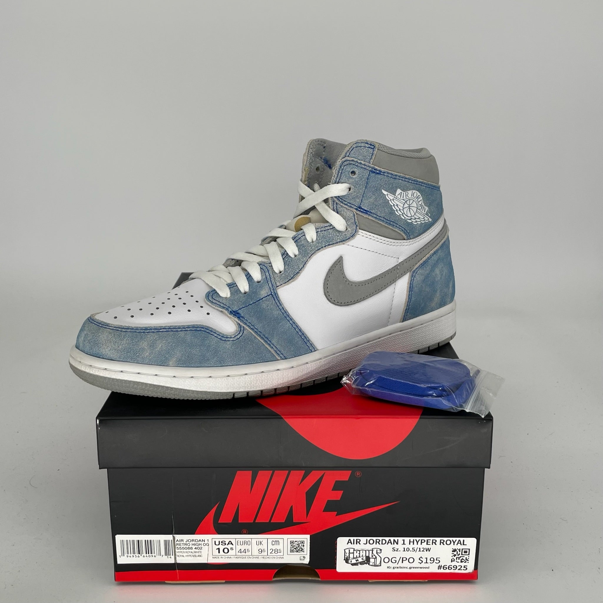 AIR JORDAN 1 HYPER ROYAL Men's Basketball Shoes Size 10.5 - Style 555088-402 | Perfect for Streetwear & Sneaker Collectors