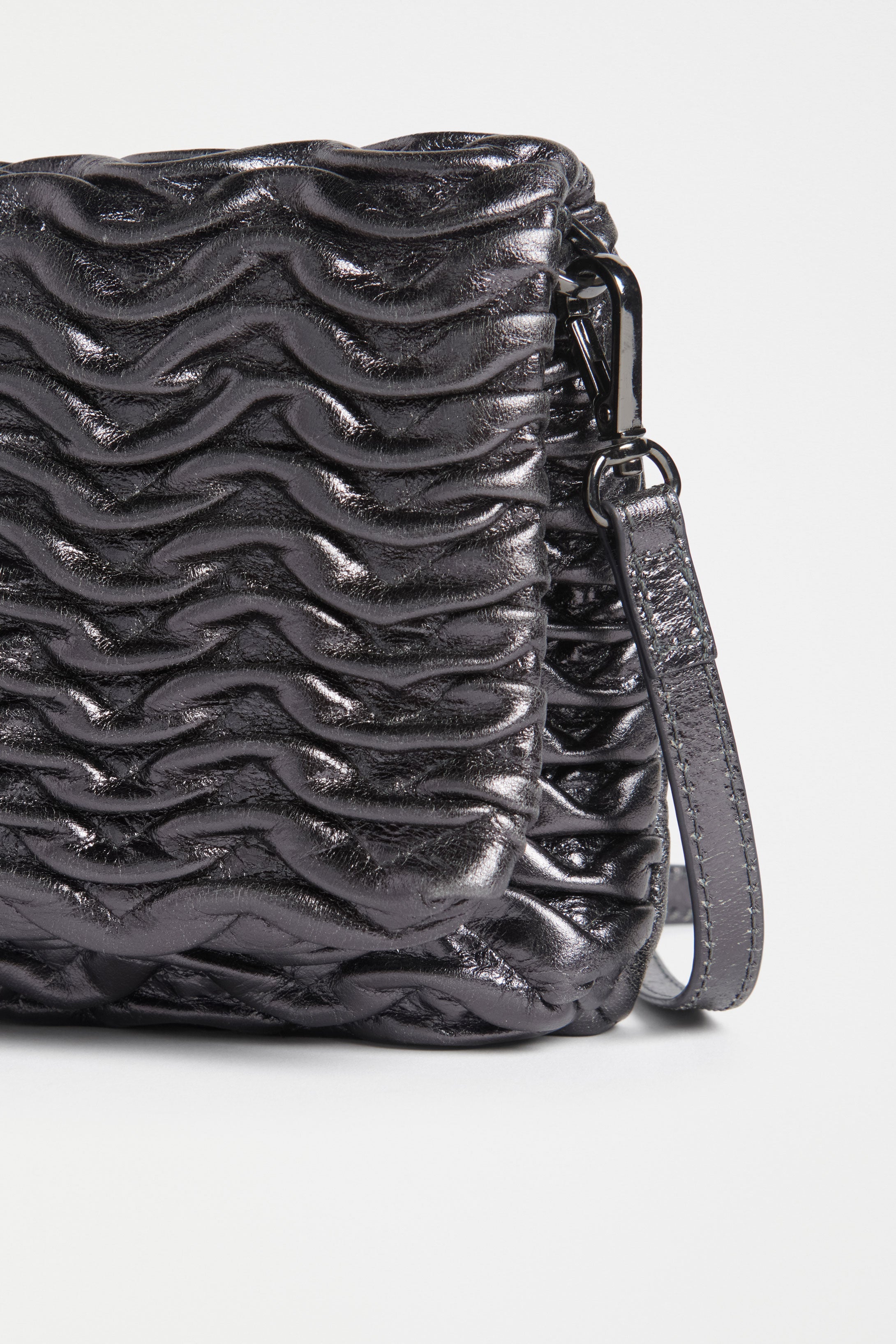 Stylish Plissi Crossbody Bag for Women - Fashionable & Lightweight Shoulder Purse - Perfect for Travel, Shopping & Everyday Use