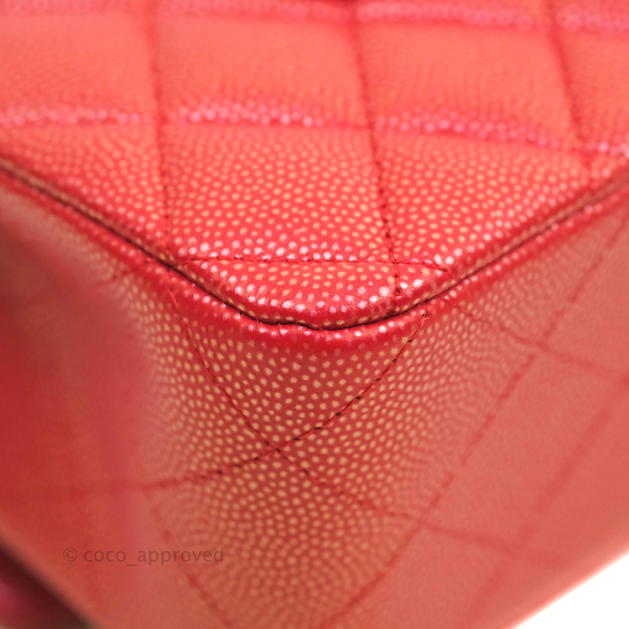 Chanel Classic Medium Double Flap Bag Iridescent Red Caviar Leather Gold Hardware 21S - Perfect for Evening Events, Date Nights & Luxury Fashion Accessories