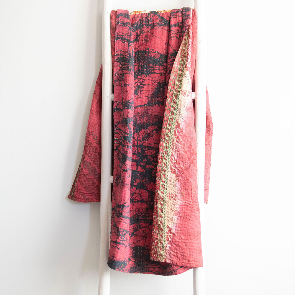 Handmade Kantha Quilt KT6058 - Unique Boho Chic Bedspread, Lightweight Cotton Throw Blanket for Bedroom Decor, Cozy Sofa Cover, Perfect for Home, Dorm & Travel