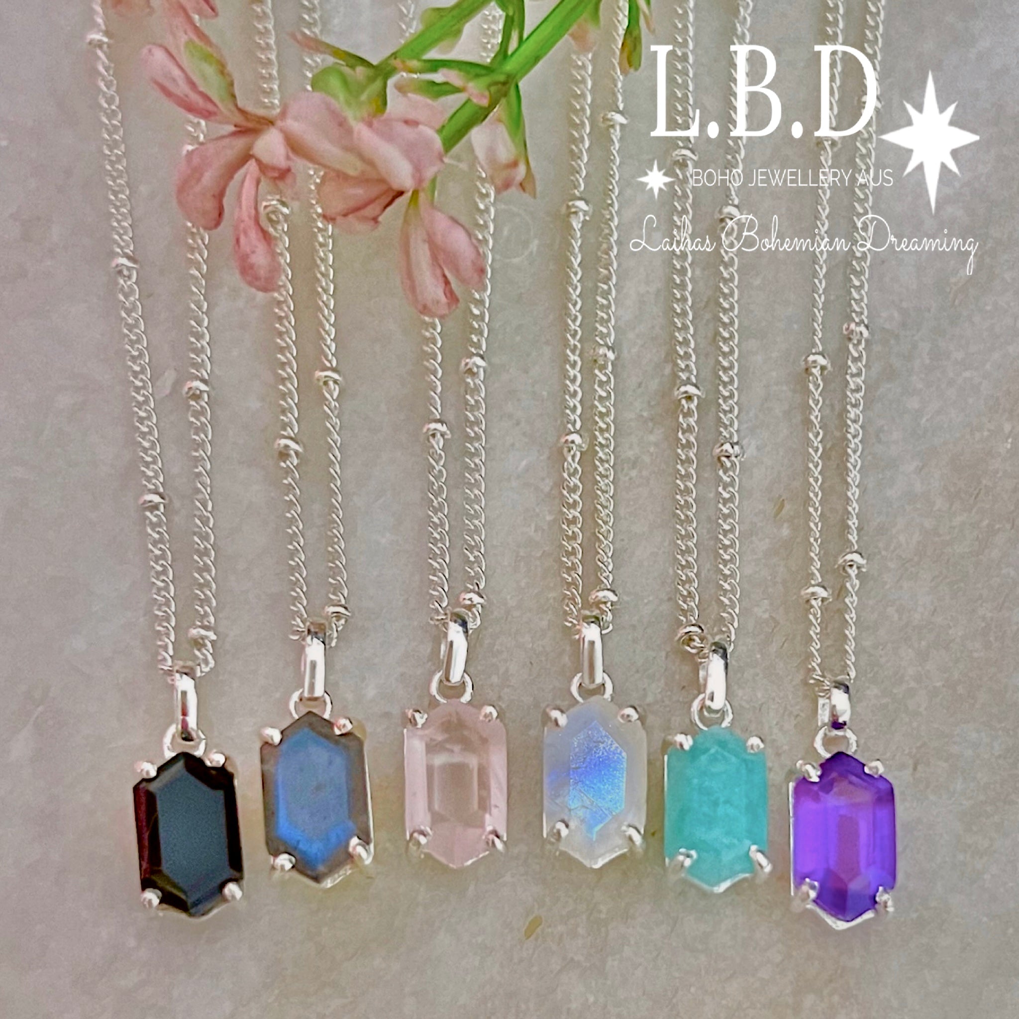 Laihas Mini Hexagon Crystal Amethyst Pendant Necklace for Women - Elegant Healing Jewelry Gift for Birthday, Meditation & Spiritual Protection