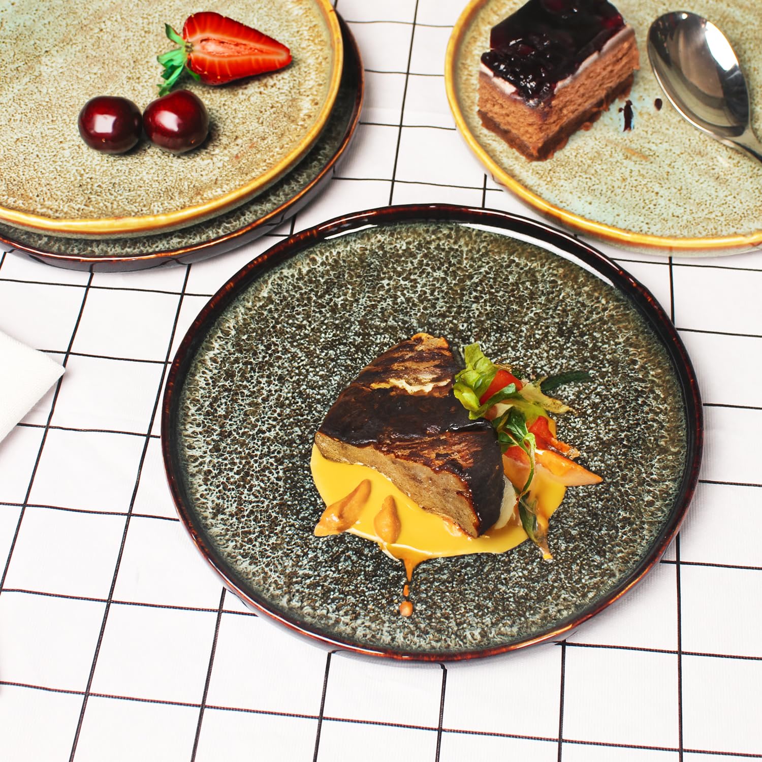 4-Piece Black Porcelain Appetizer Plates Set - Microwave & Dishwasher Safe for Steak, Pasta, Salad
