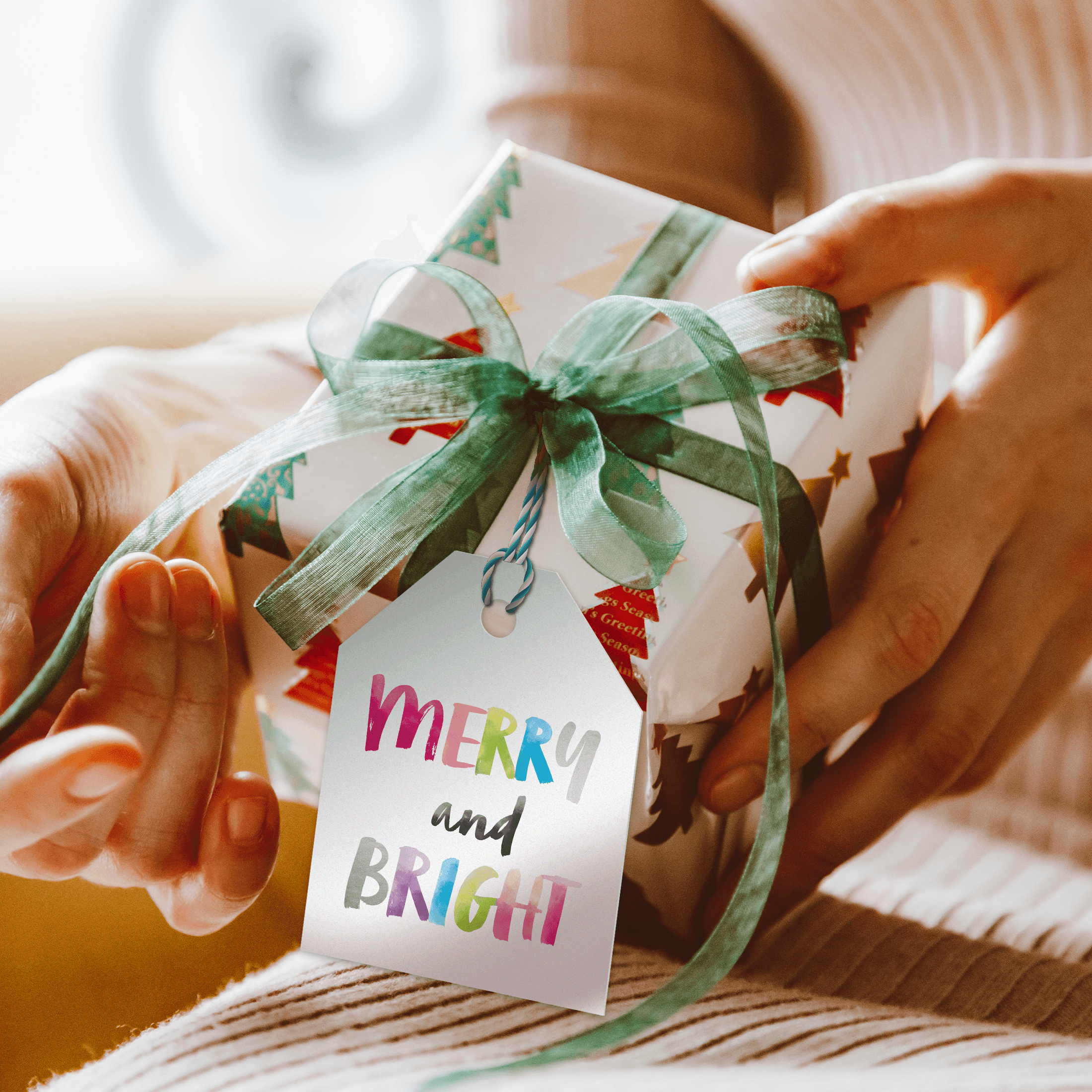 Merry and Bright Christmas Gift Tags - Festive Holiday Labels for Presents, Stockings & Wrapping Paper - Perfect for Xmas, Birthday & Party Gifts
