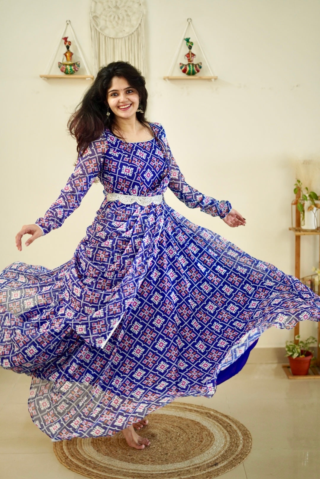 DD712 Madhuri Series 2 Simple & Elegant Drapewear - Perfect for Parties, Weddings & Special Occasions