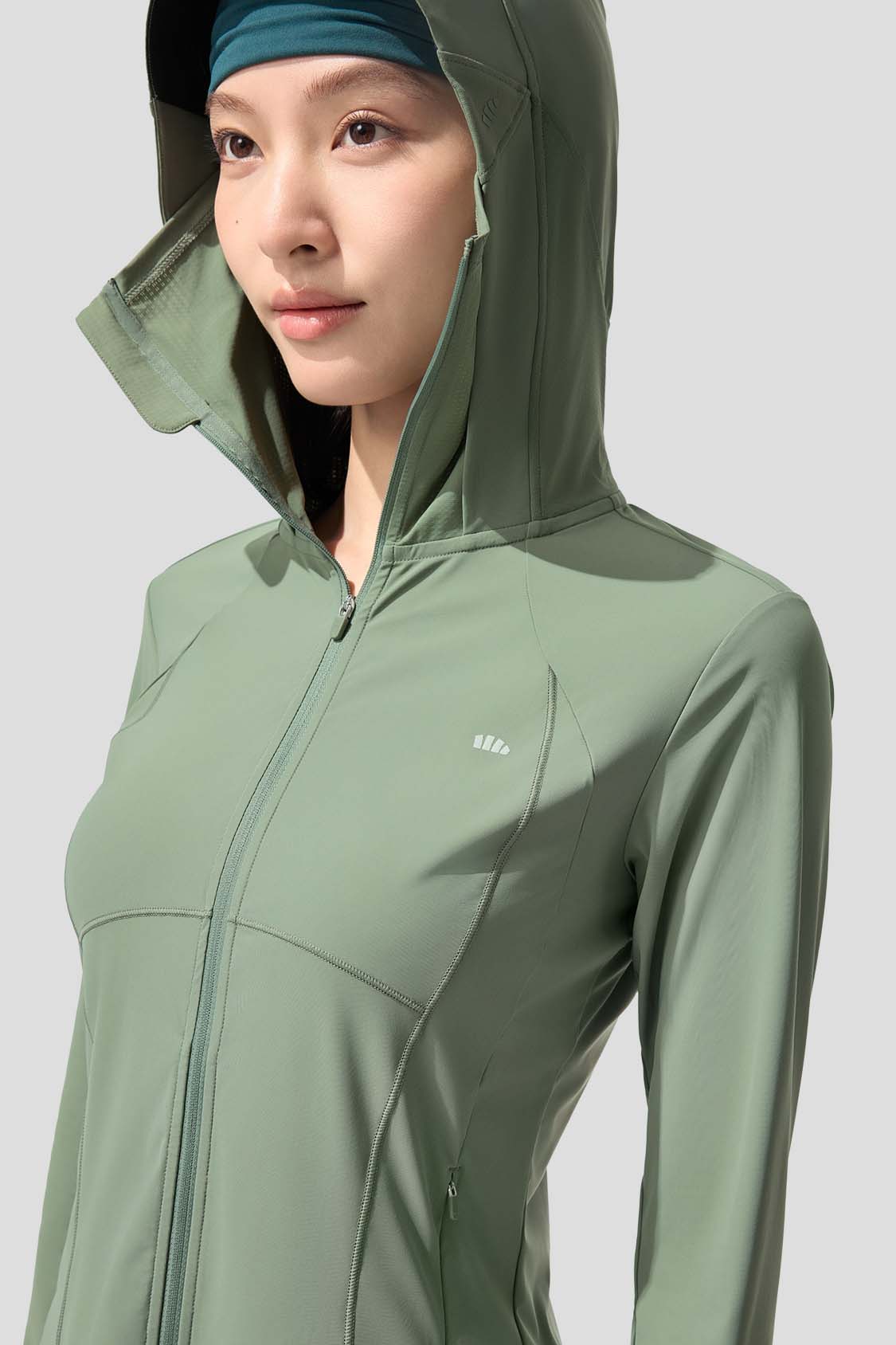 Motion Women's Cooling Quick Dry Sports Jacket UPF100+ Sun Protection - Lightweight Athletic Running Jacket for Outdoor Workouts & Summer Activities