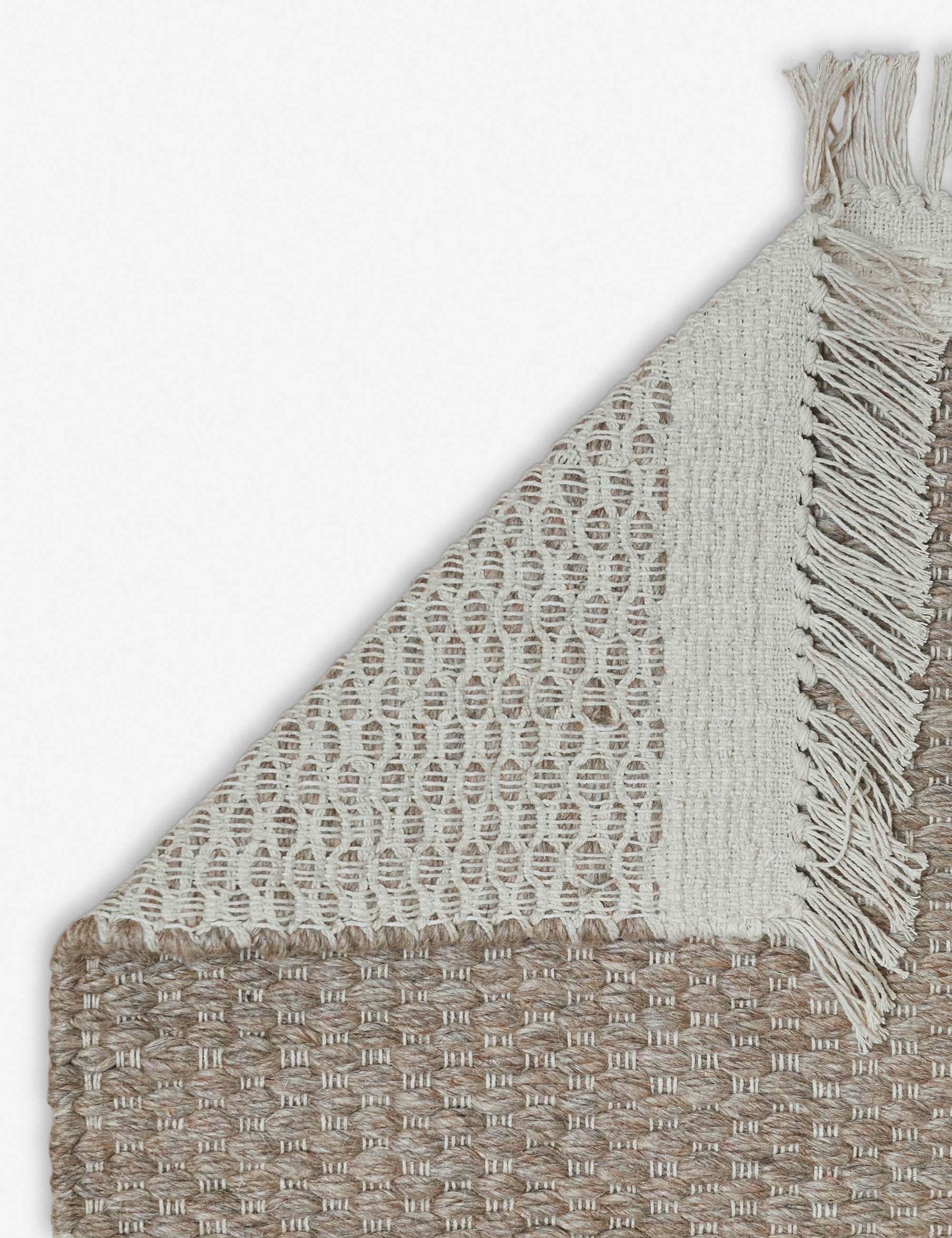 Bella Rug - Soft & Stylish Area Rug for Living Room, Bedroom - Non-Slip, Washable & Durable Home Decor