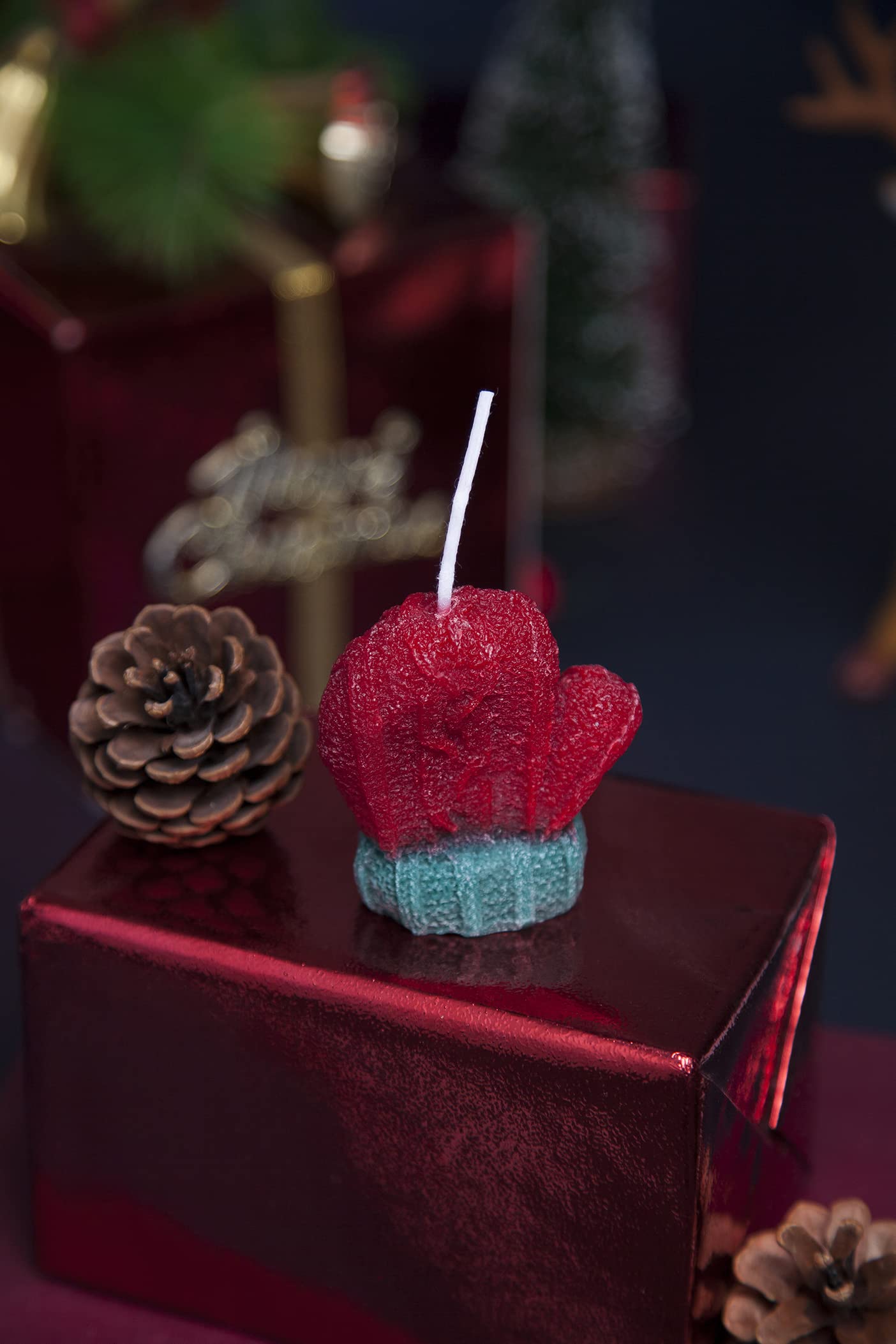 Christmas Tree Bubble Candle - Scented Floral Aroma Candles for Home Decor, Weddings & Birthday Parties | Holiday Gifts (Mitten + Bubble Design) - Perfect for Festive Decorations, Romantic Ambiance & Gift Giving