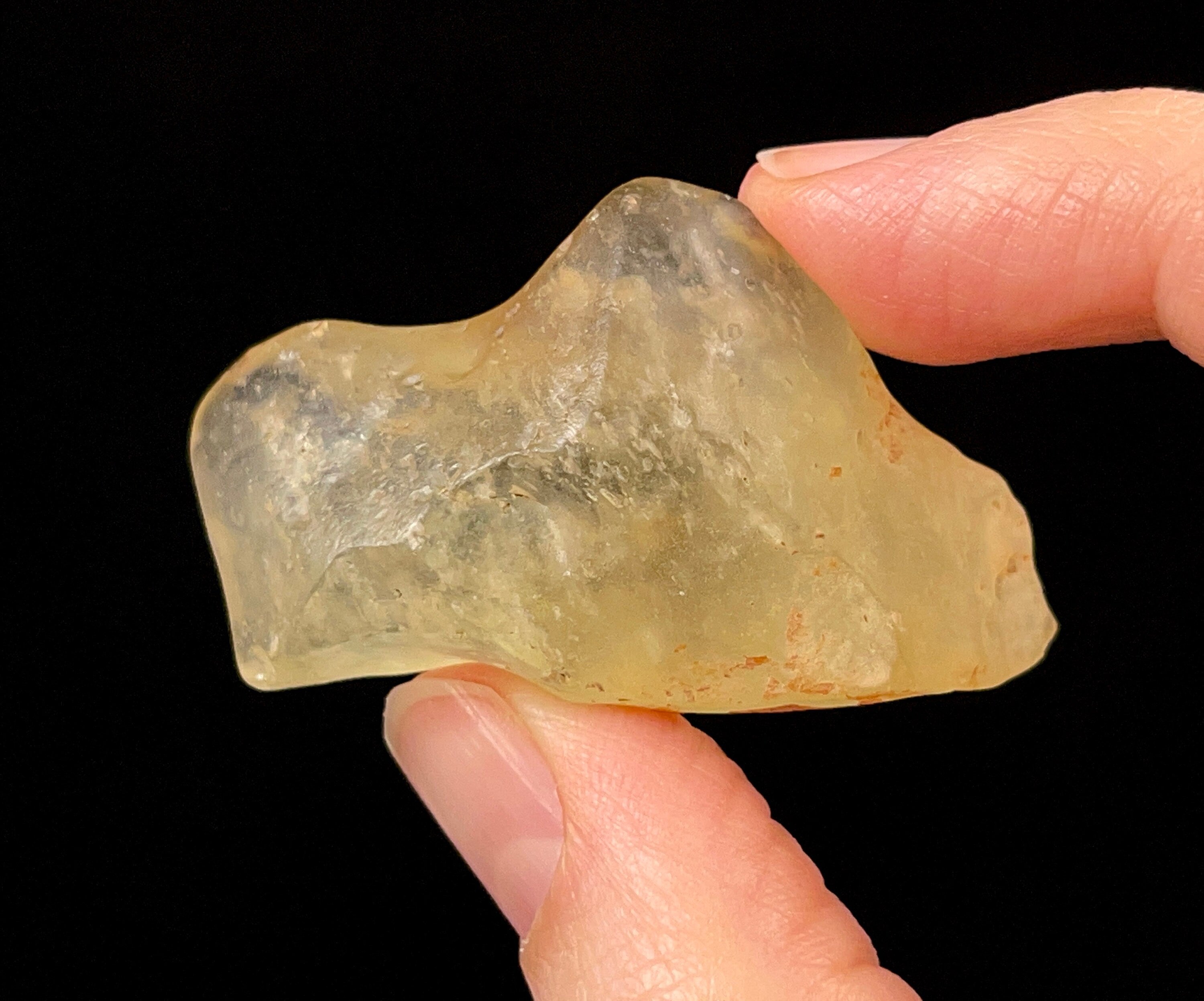 Natural Libyan Desert Glass Raw Crystal - Rare Green Tektite Stone for Collectors, Healing & Home Decor | Unique Gift for Crystal Lovers & Spiritual Seekers | Perfect for Meditation, Jewelry Making & Display Cases