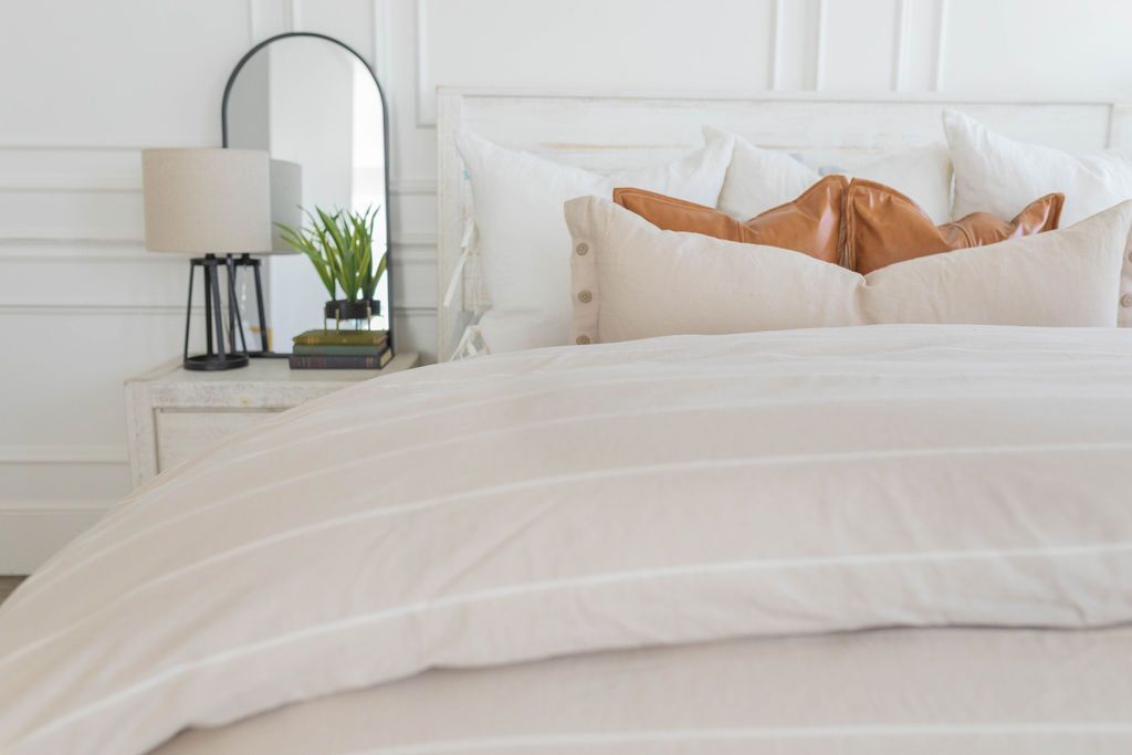 Premium Remington Duvet Cover Set - Soft & Breathable Bedding for All Seasons | Perfect for Master Bedroom, Guest Room & Dorm Decor